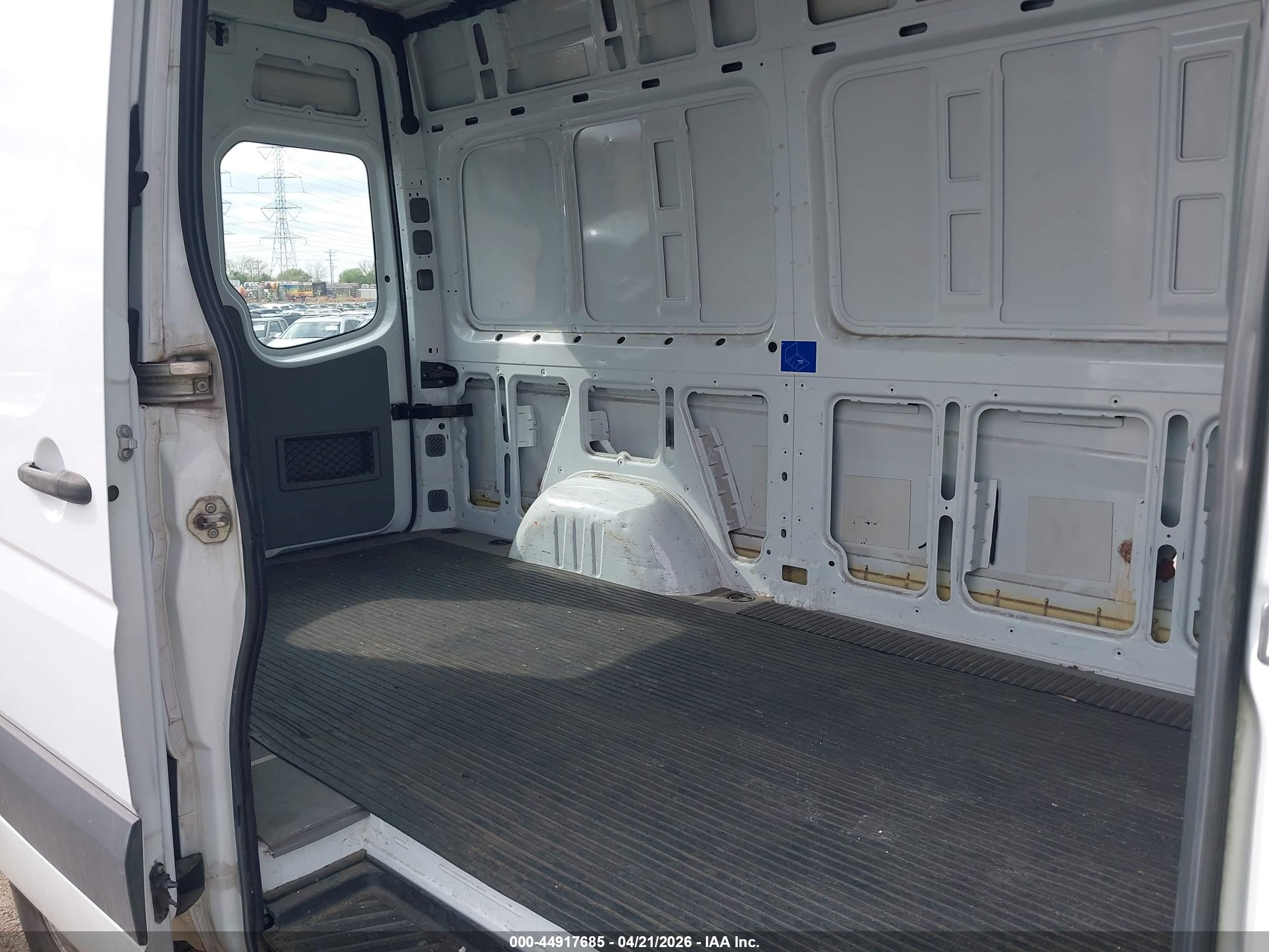 MERCEDES-BENZ SPRINTER image 8