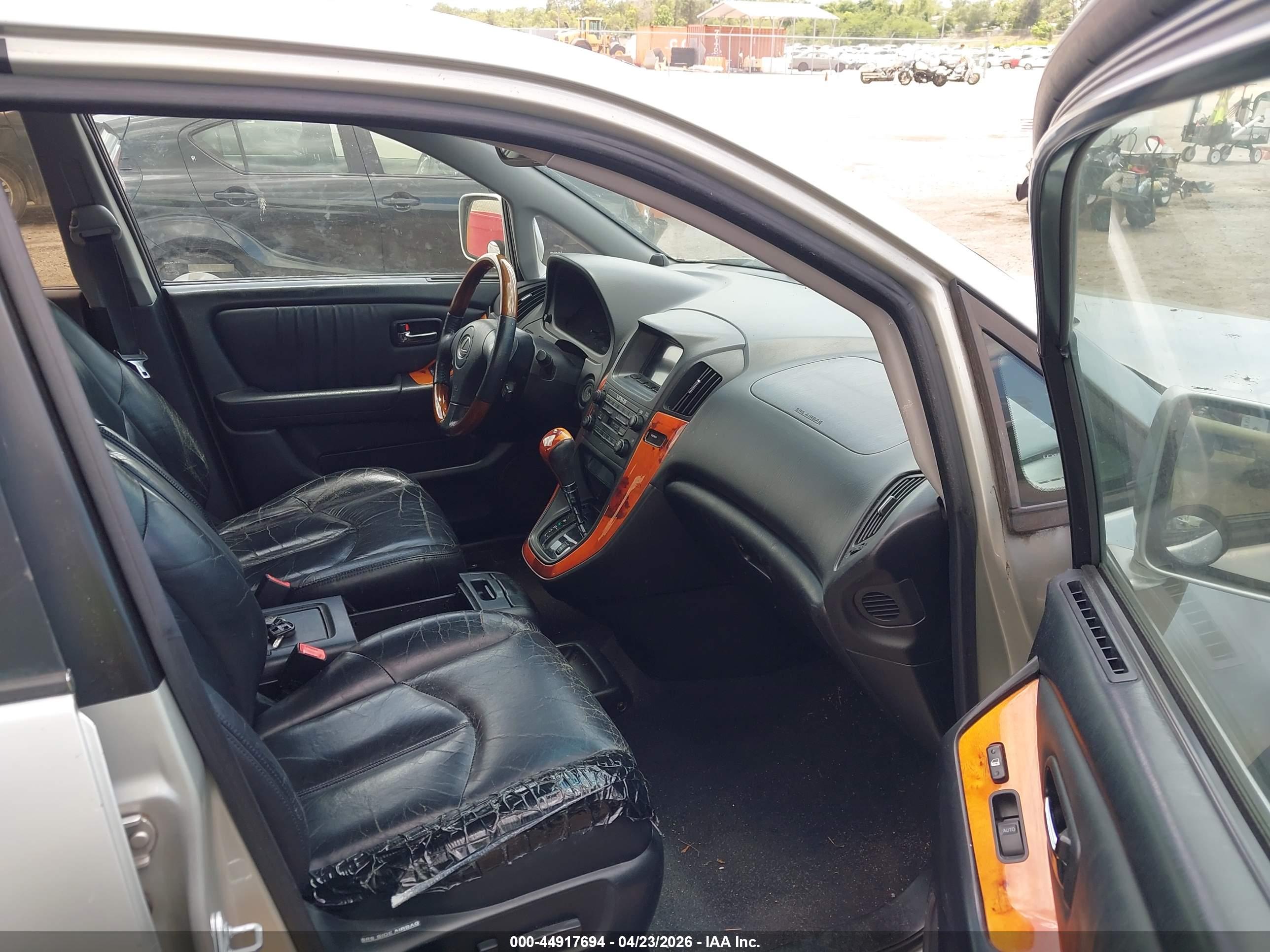 LEXUS RX image 5