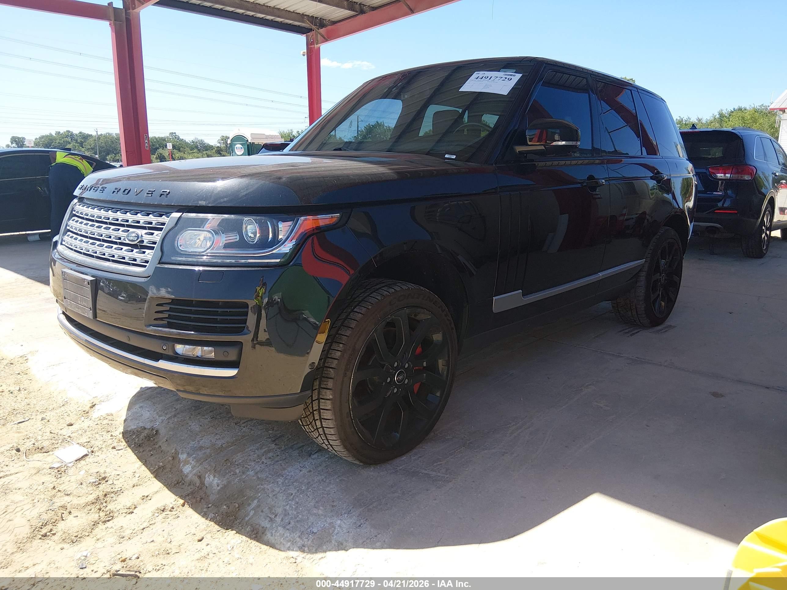 LAND ROVER image 2