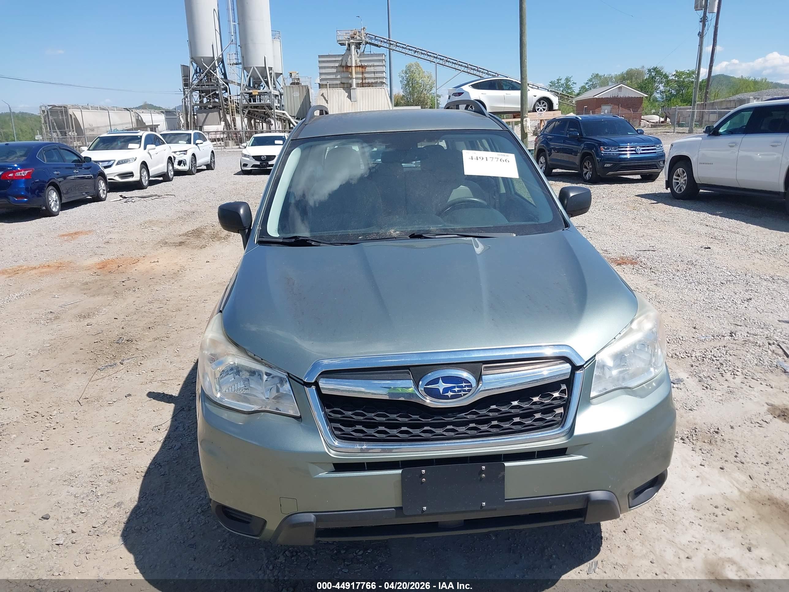 SUBARU FORESTER image 6