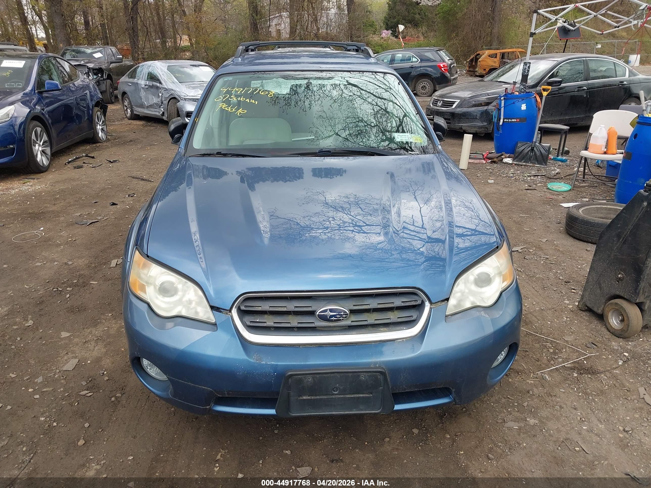 SUBARU OUTBACK image 6
