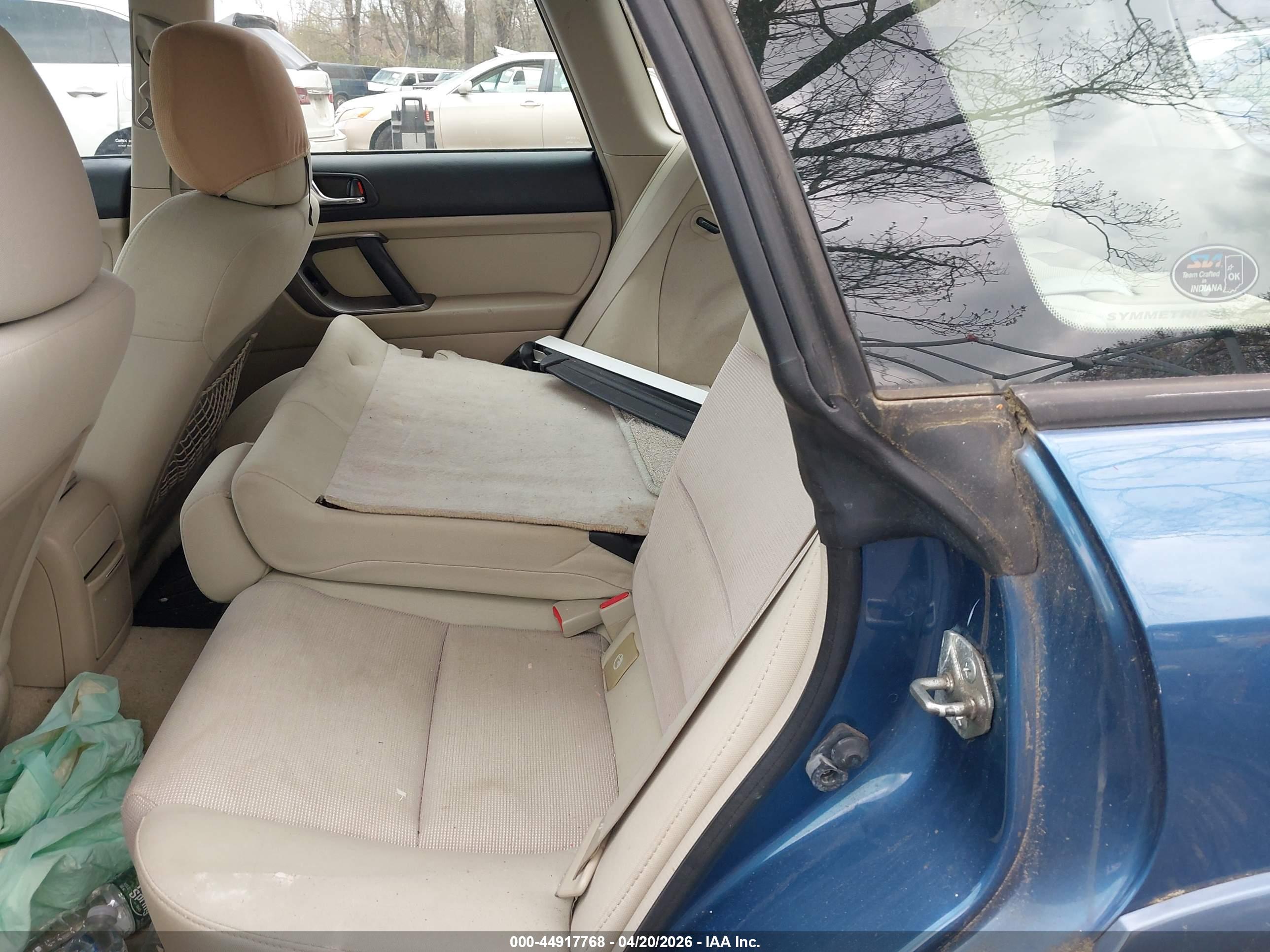 SUBARU OUTBACK image 8