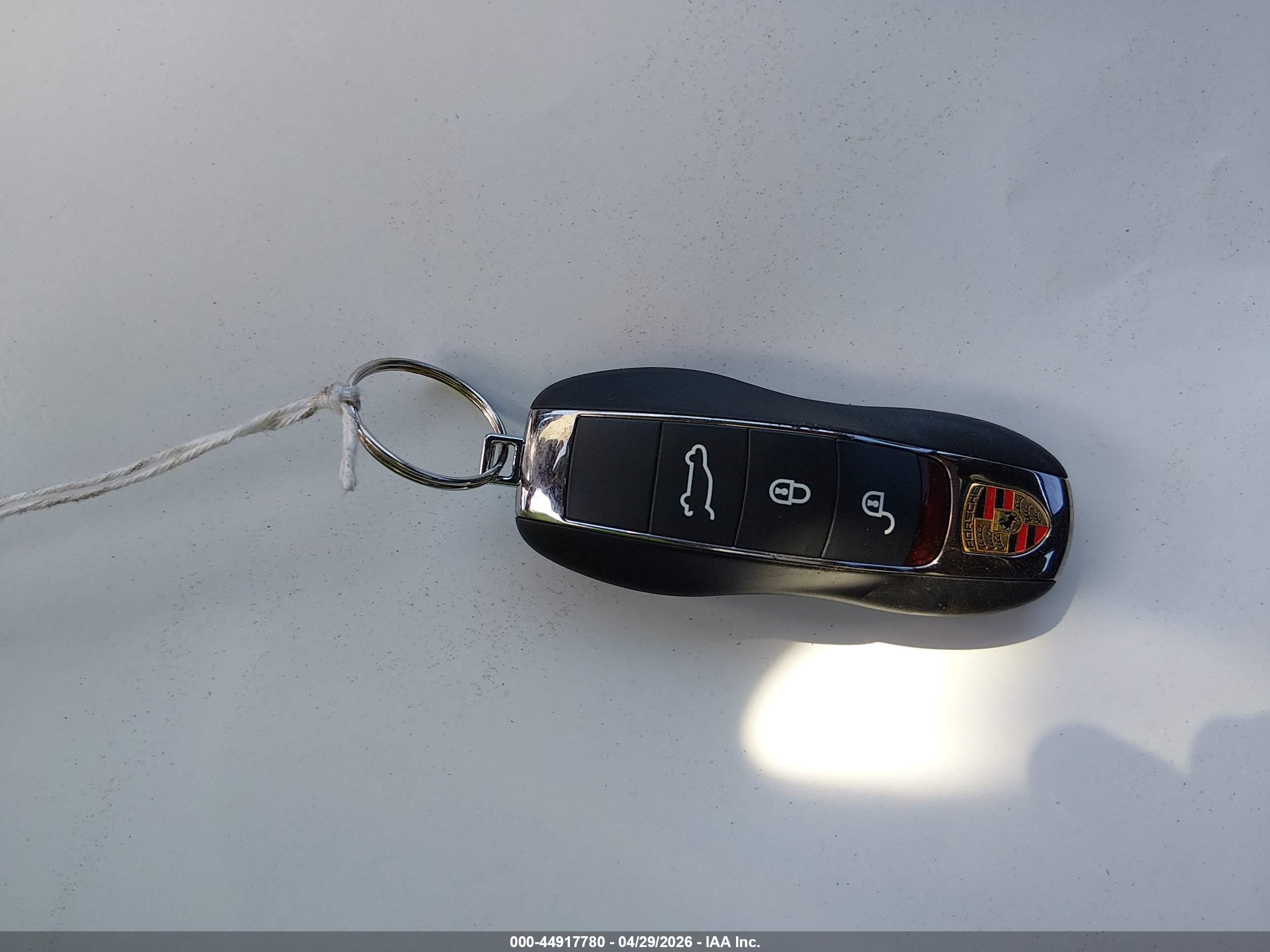 PORSCHE CAYENNE image 11