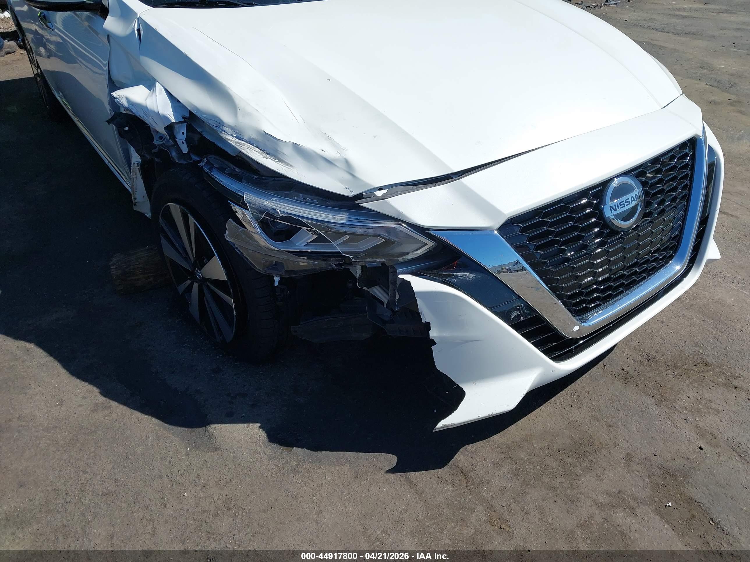 NISSAN ALTIMA image 6