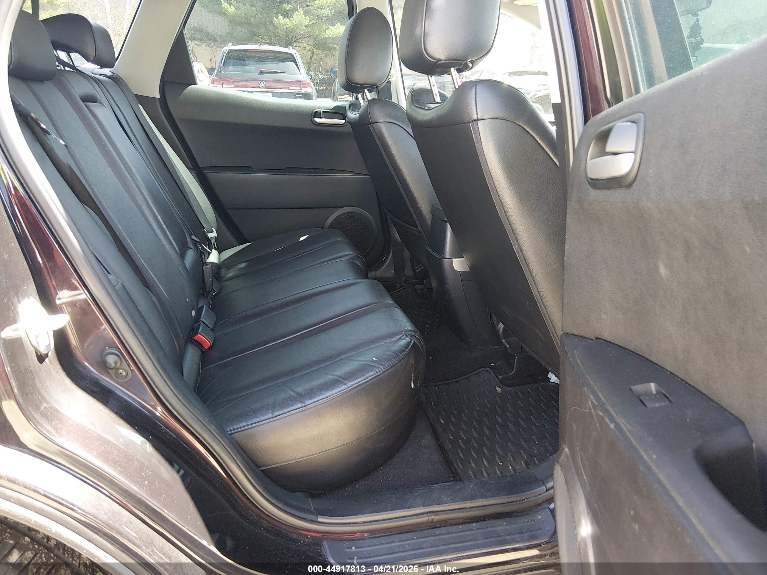 MAZDA CX-7 image 8