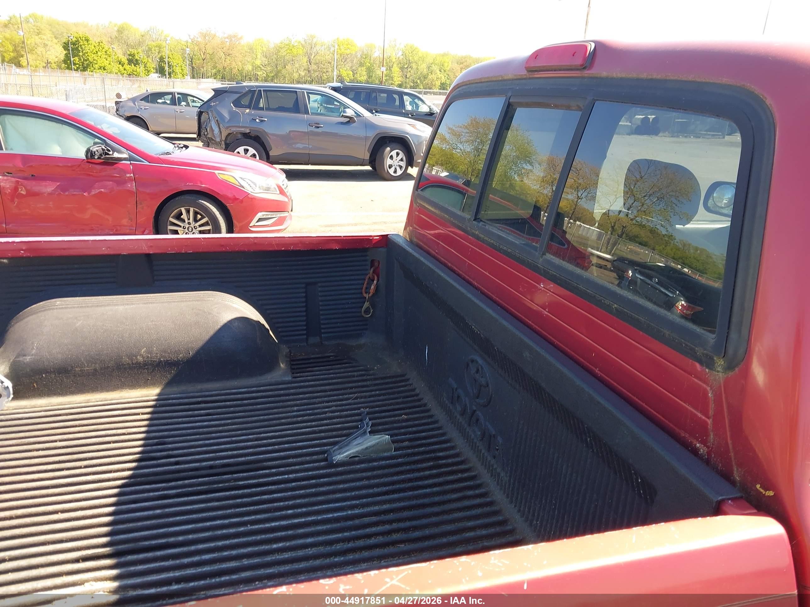 TOYOTA TACOMA image 8