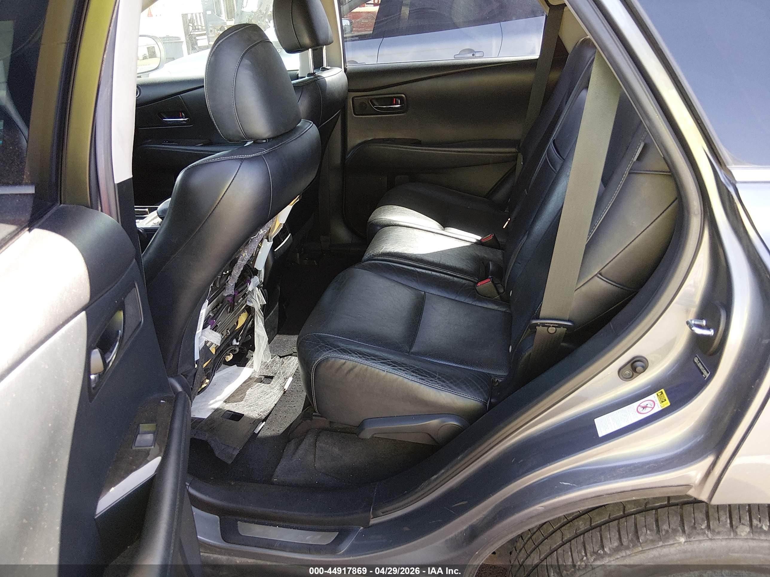 LEXUS RX image 8