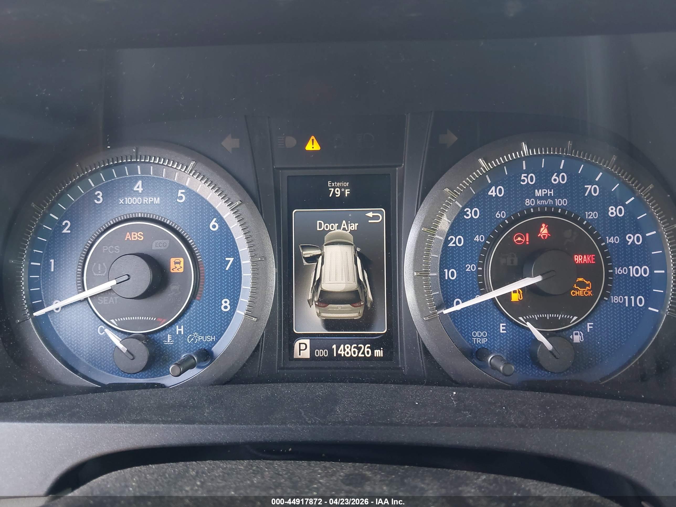 TOYOTA SIENNA image 7