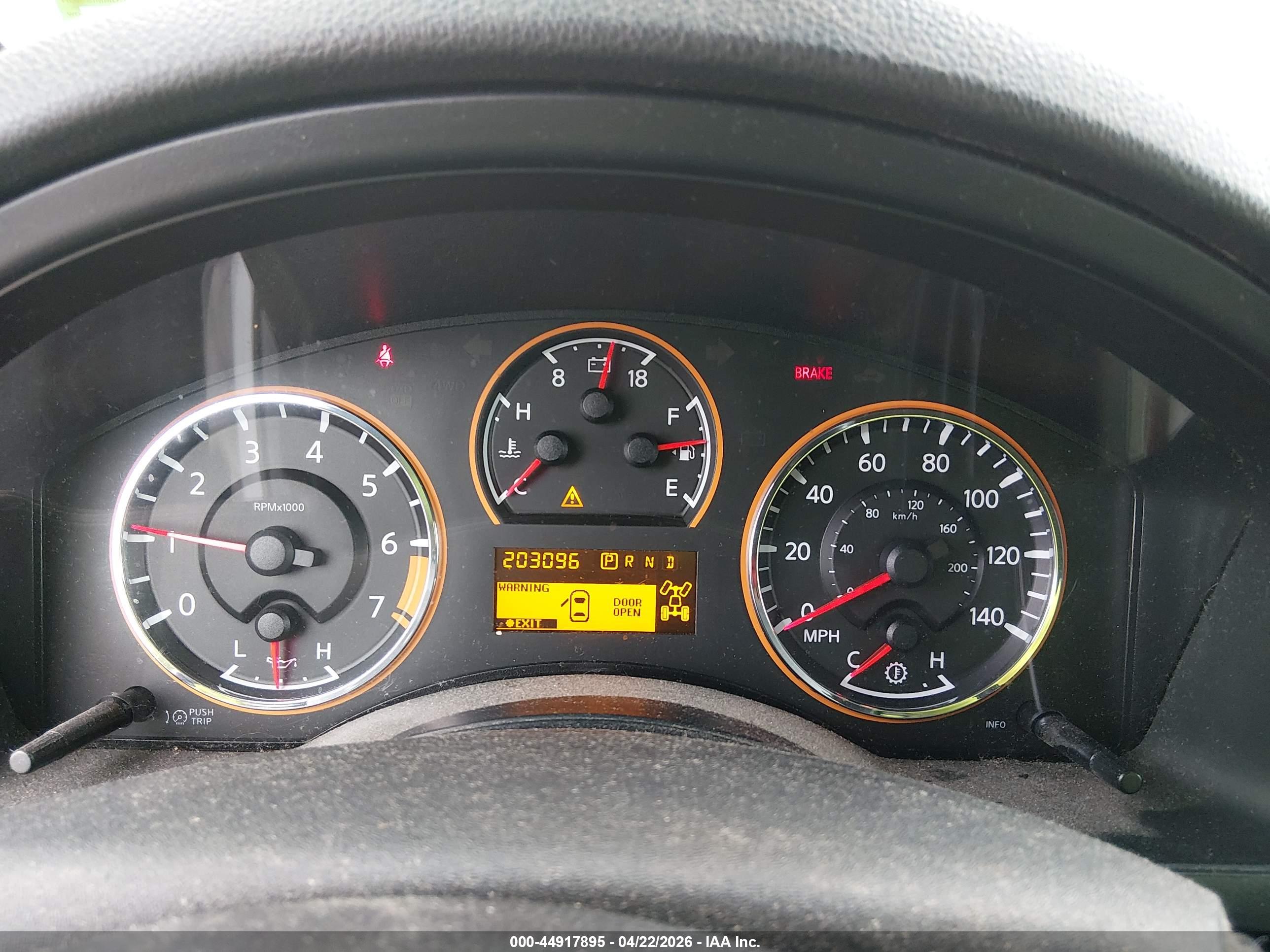 NISSAN ARMADA image 7