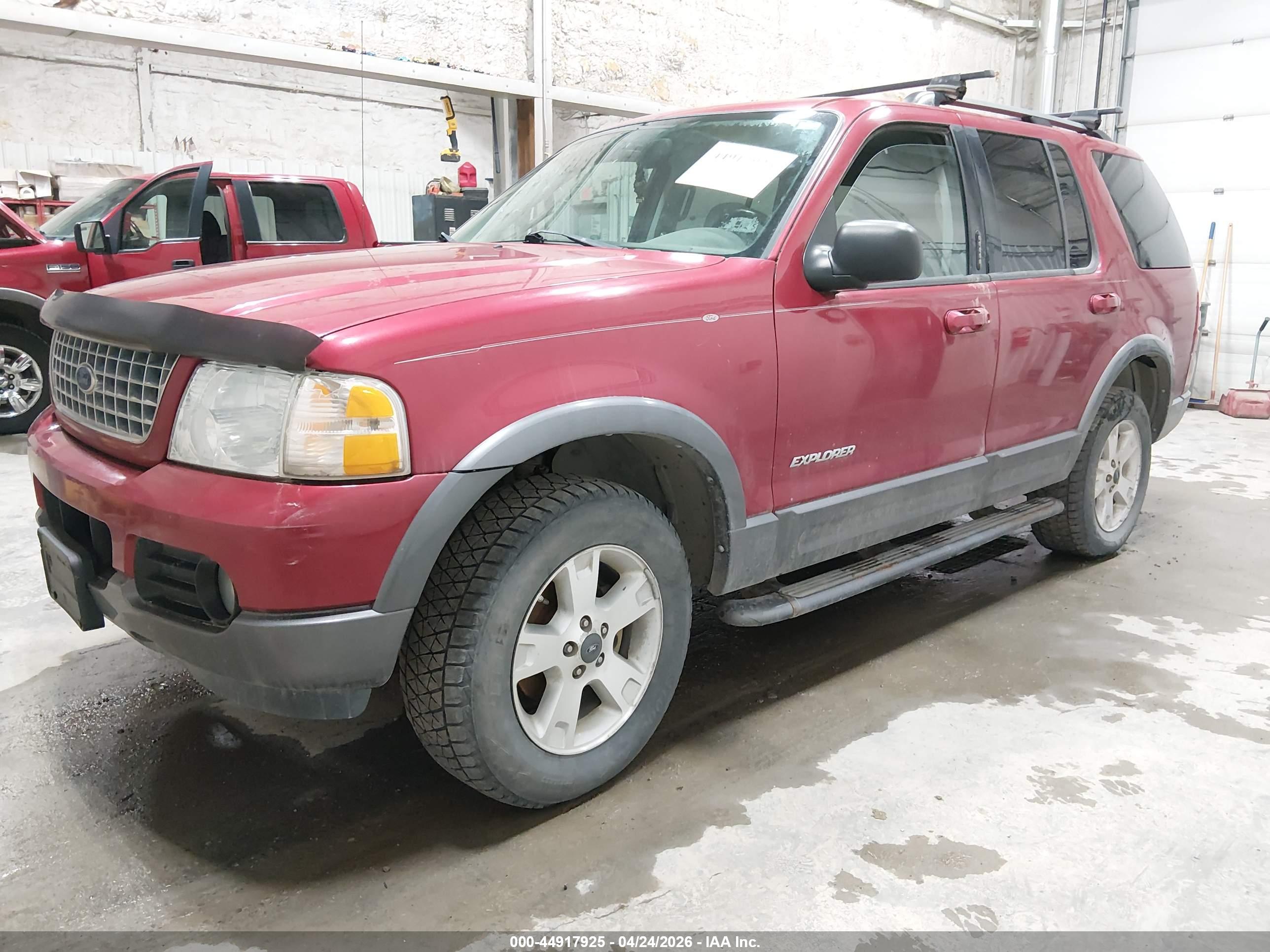 FORD EXPLORER image 2