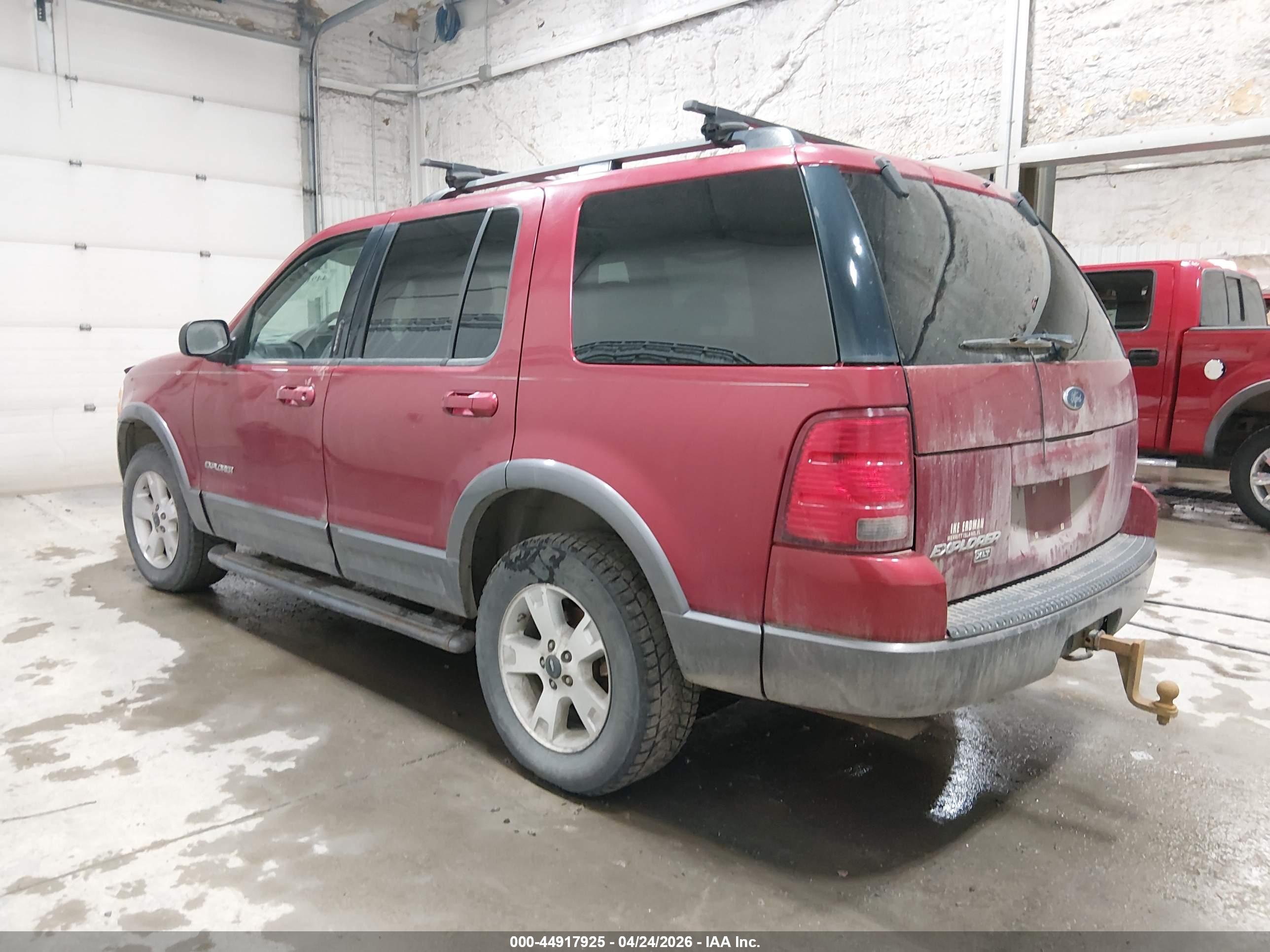 FORD EXPLORER image 3