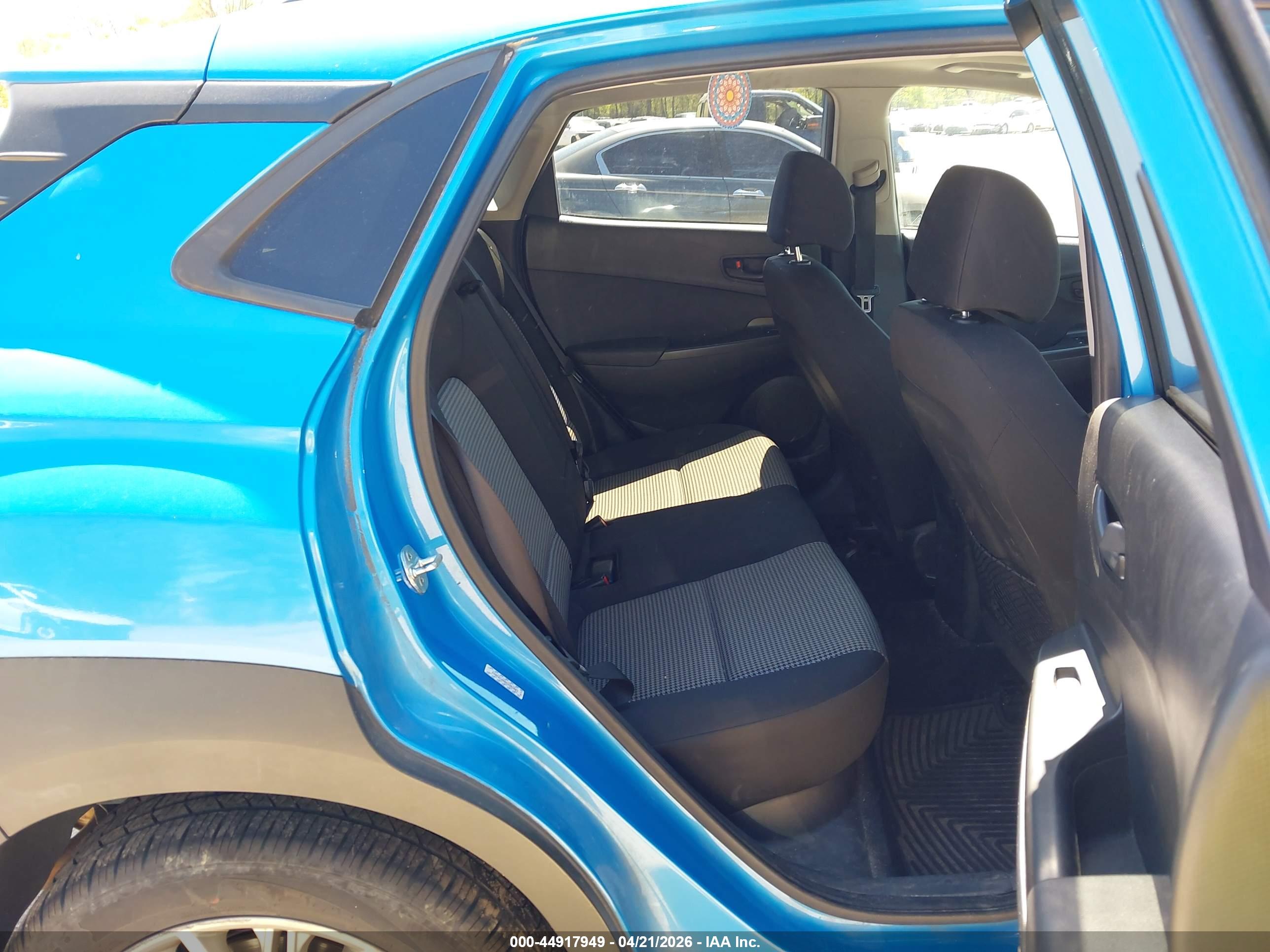HYUNDAI KONA image 8