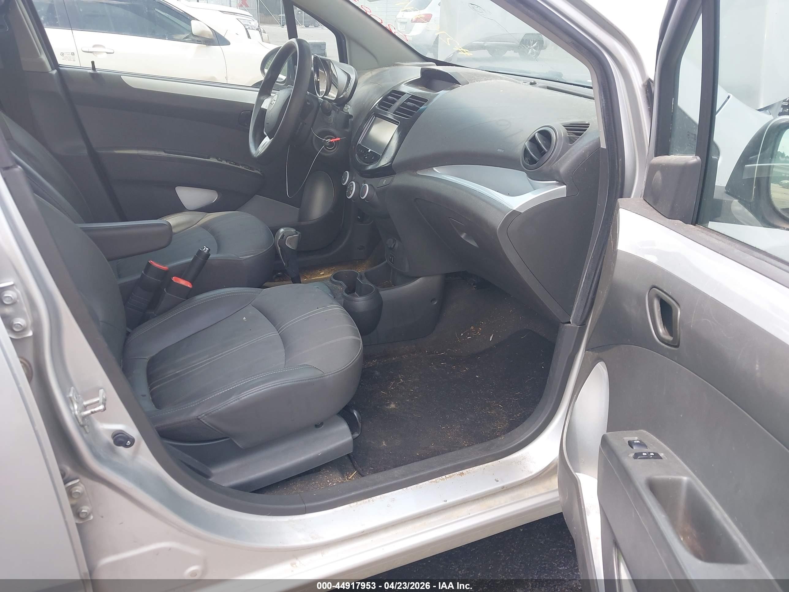 CHEVROLET SPARK image 5