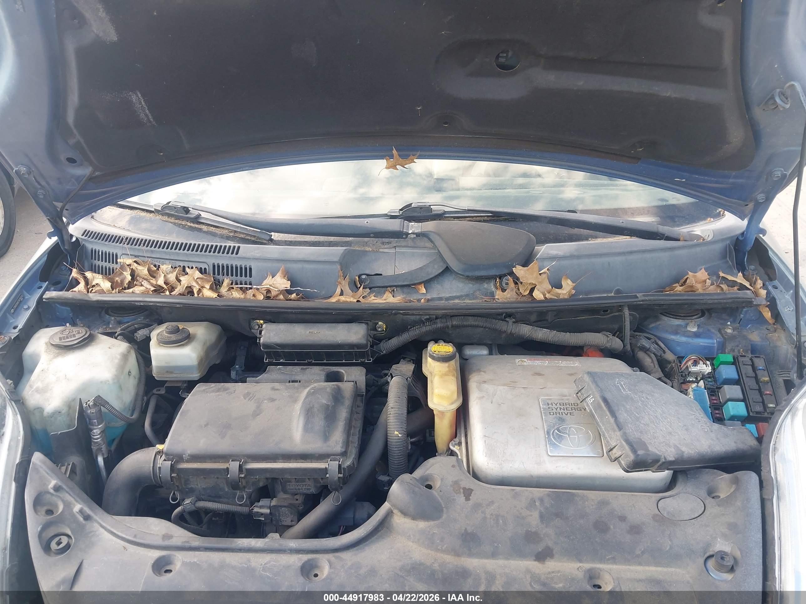 TOYOTA PRIUS image 10