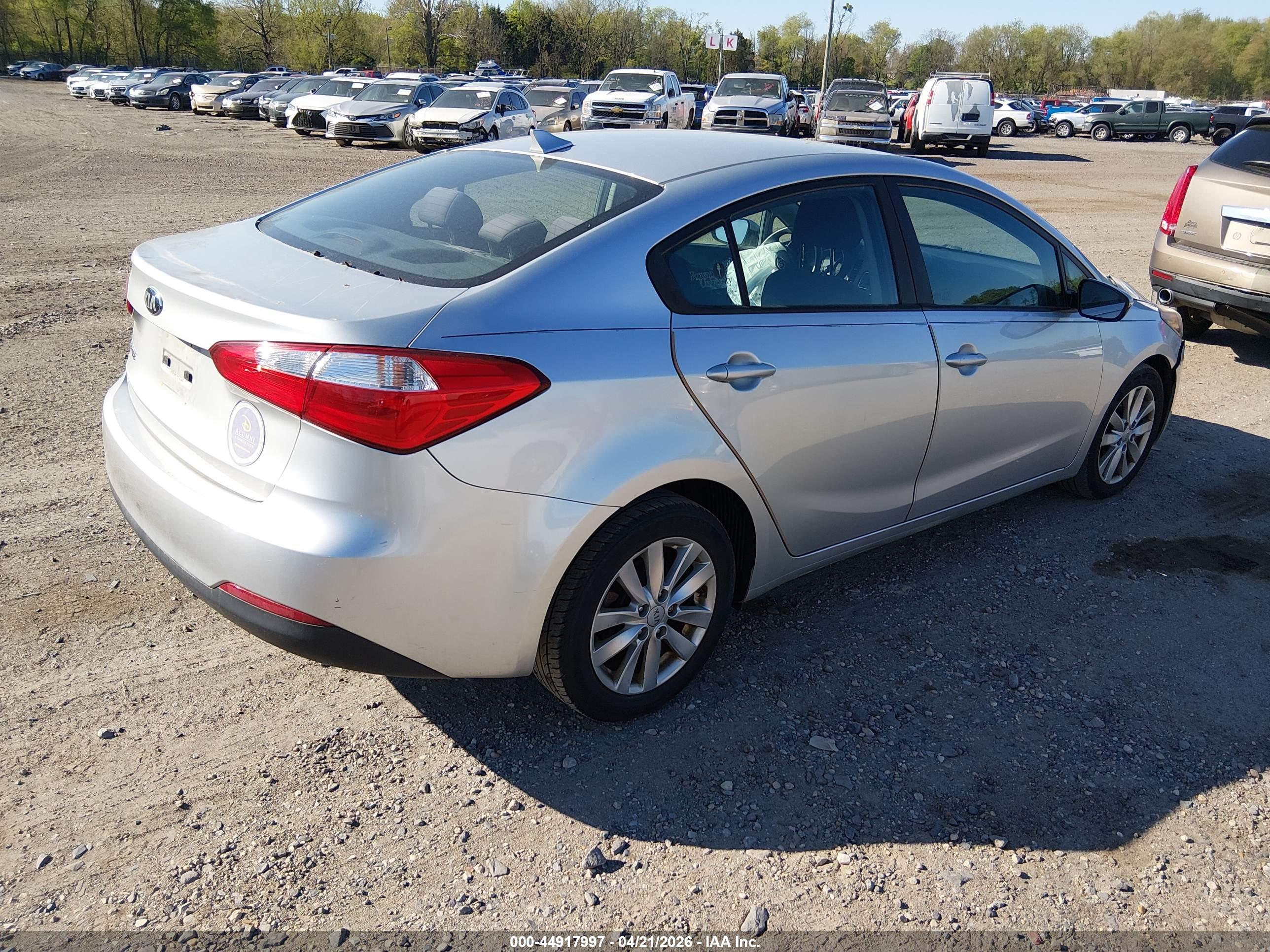 KIA FORTE image 4