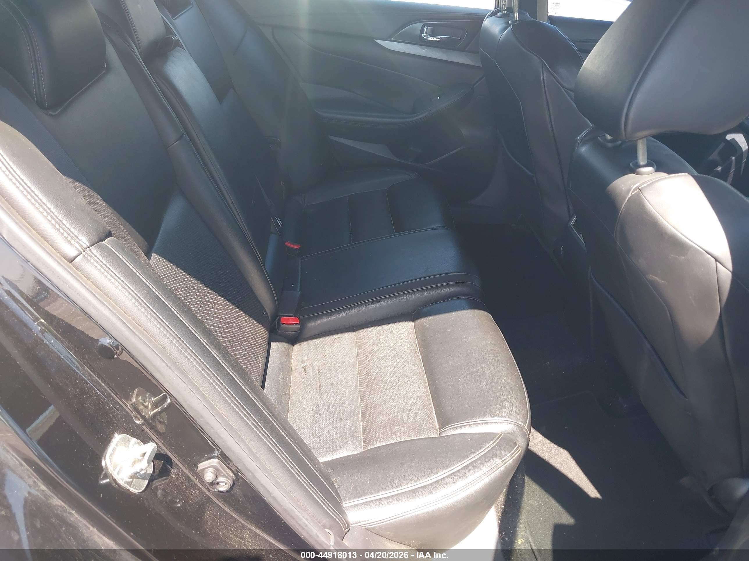 NISSAN MAXIMA image 8
