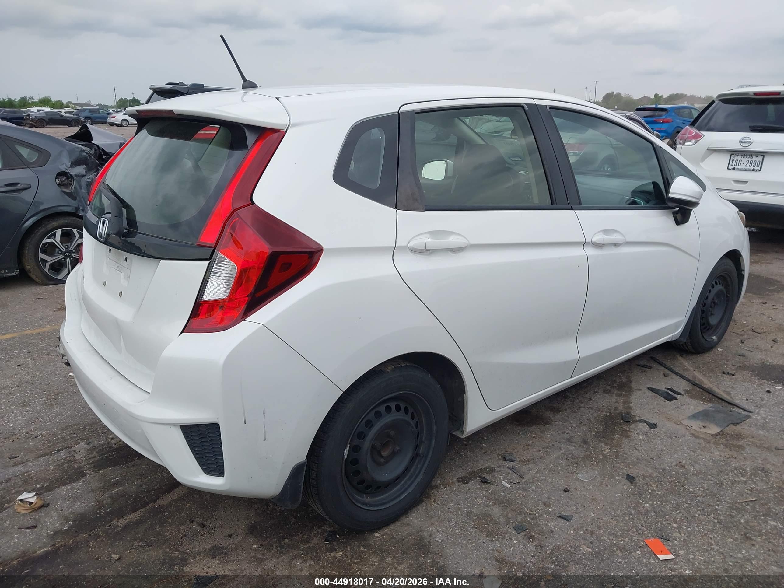 HONDA FIT image 4