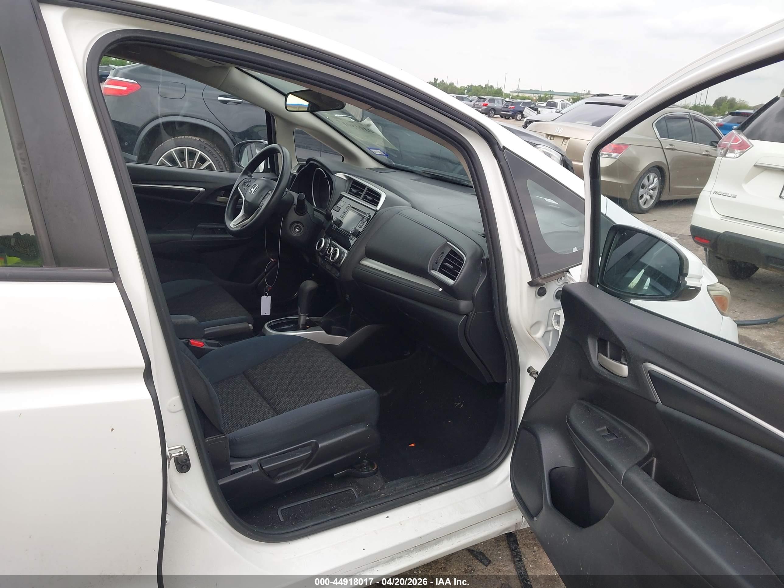 HONDA FIT image 5