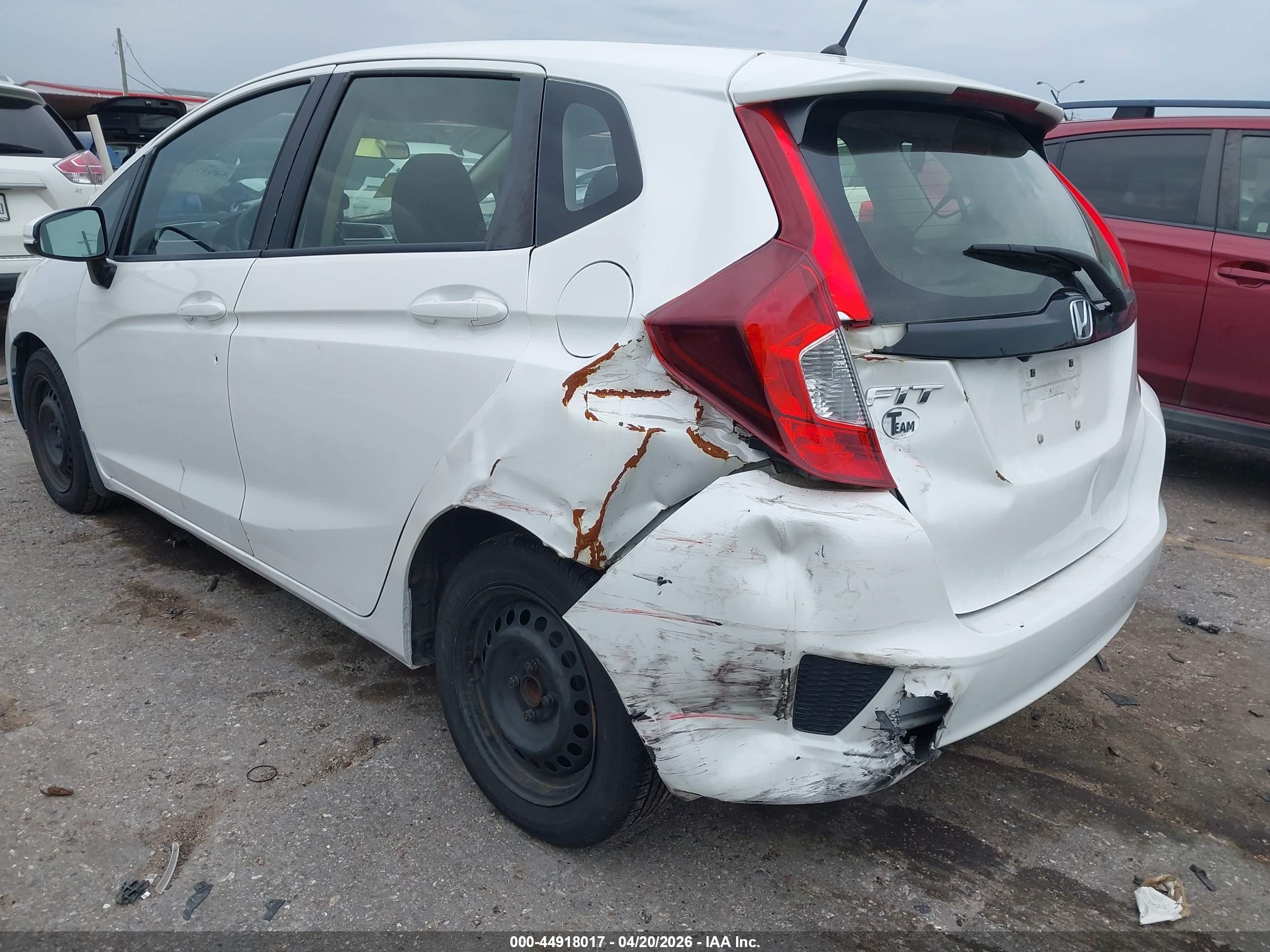 HONDA FIT image 6