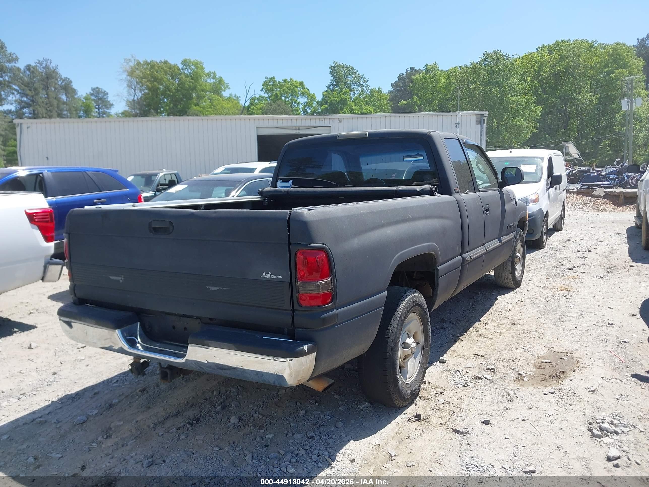 DODGE RAM image 4