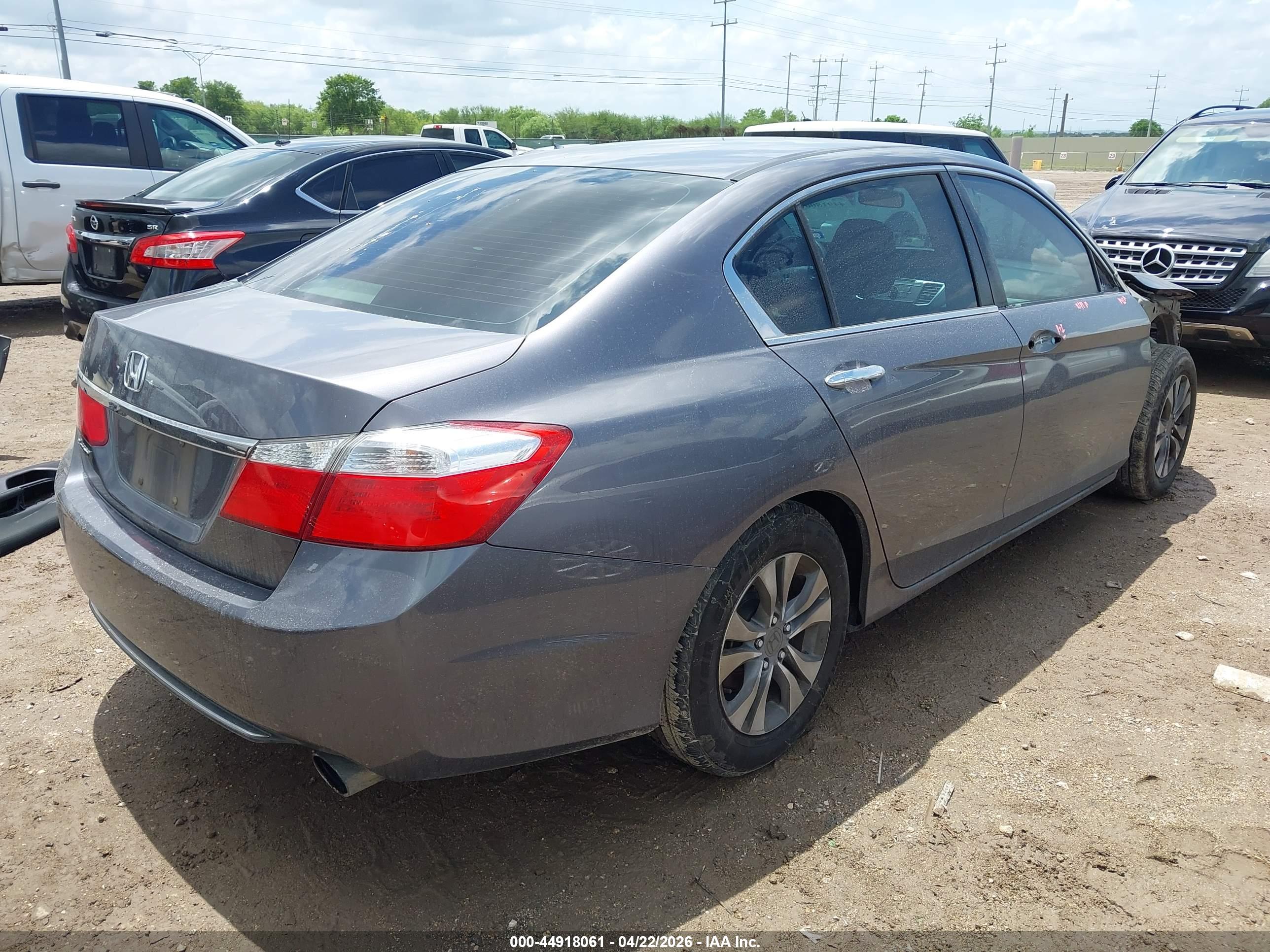 HONDA ACCORD image 4