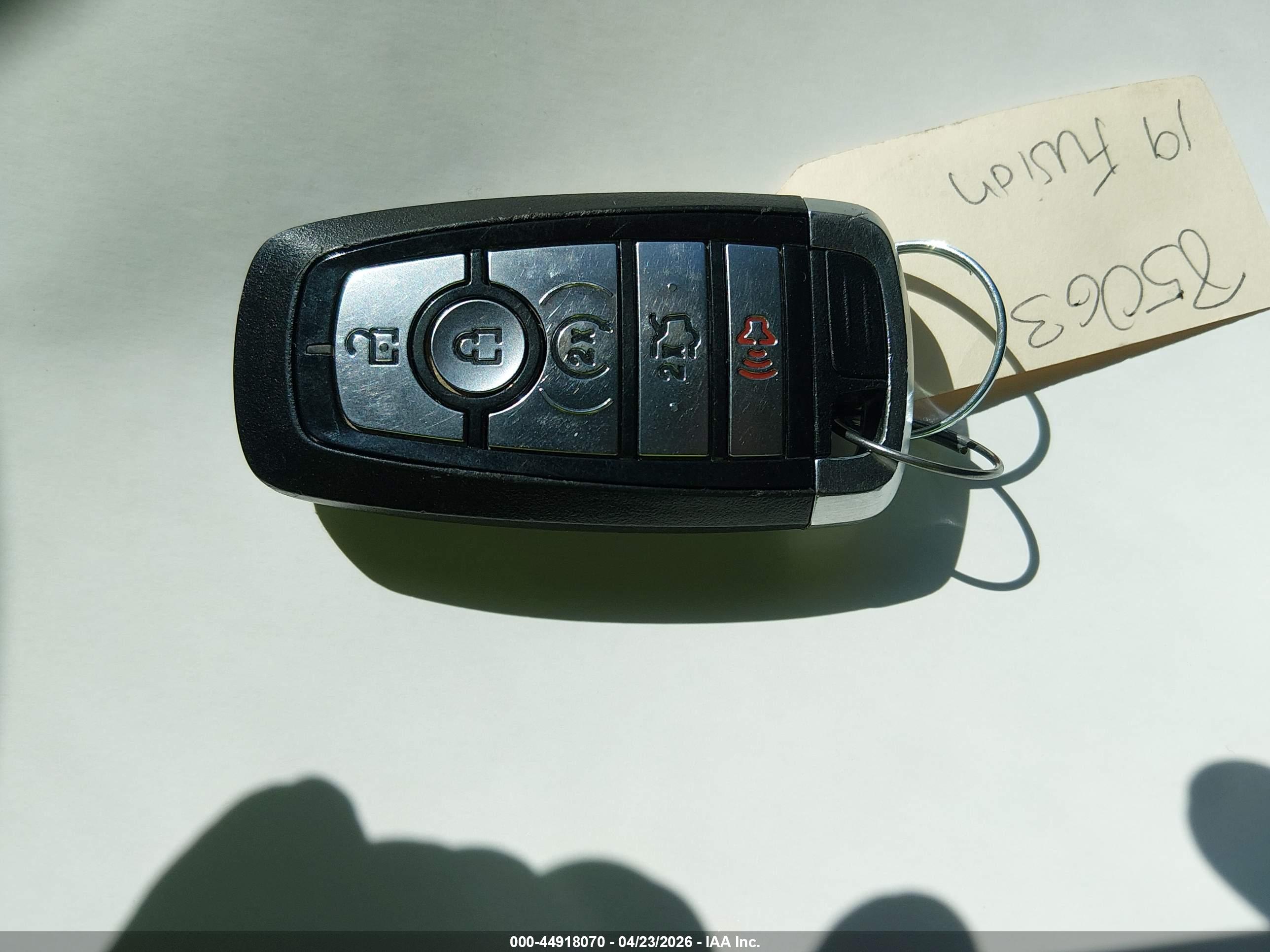 FORD FUSION image 11