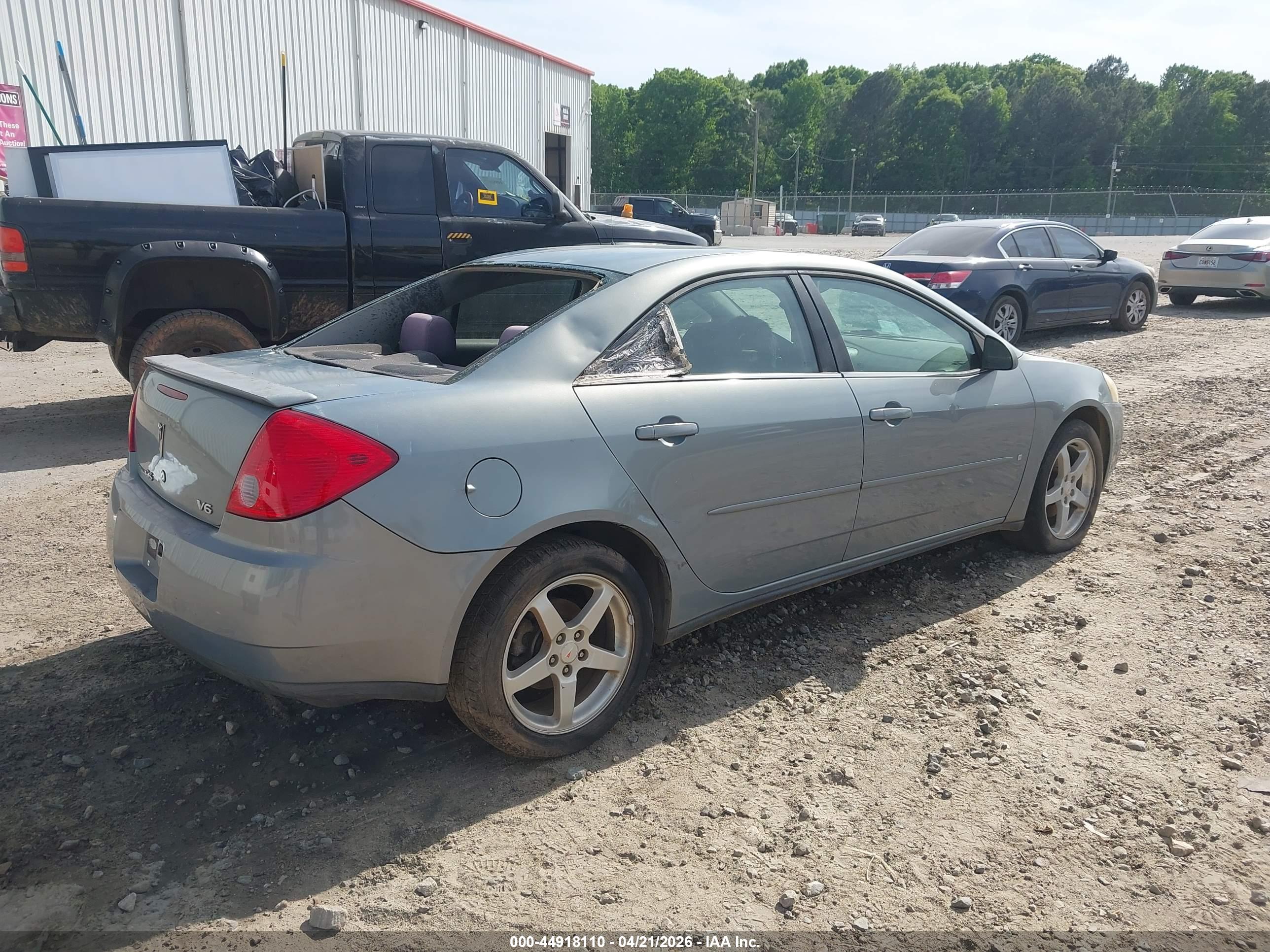 PONTIAC G6 image 4