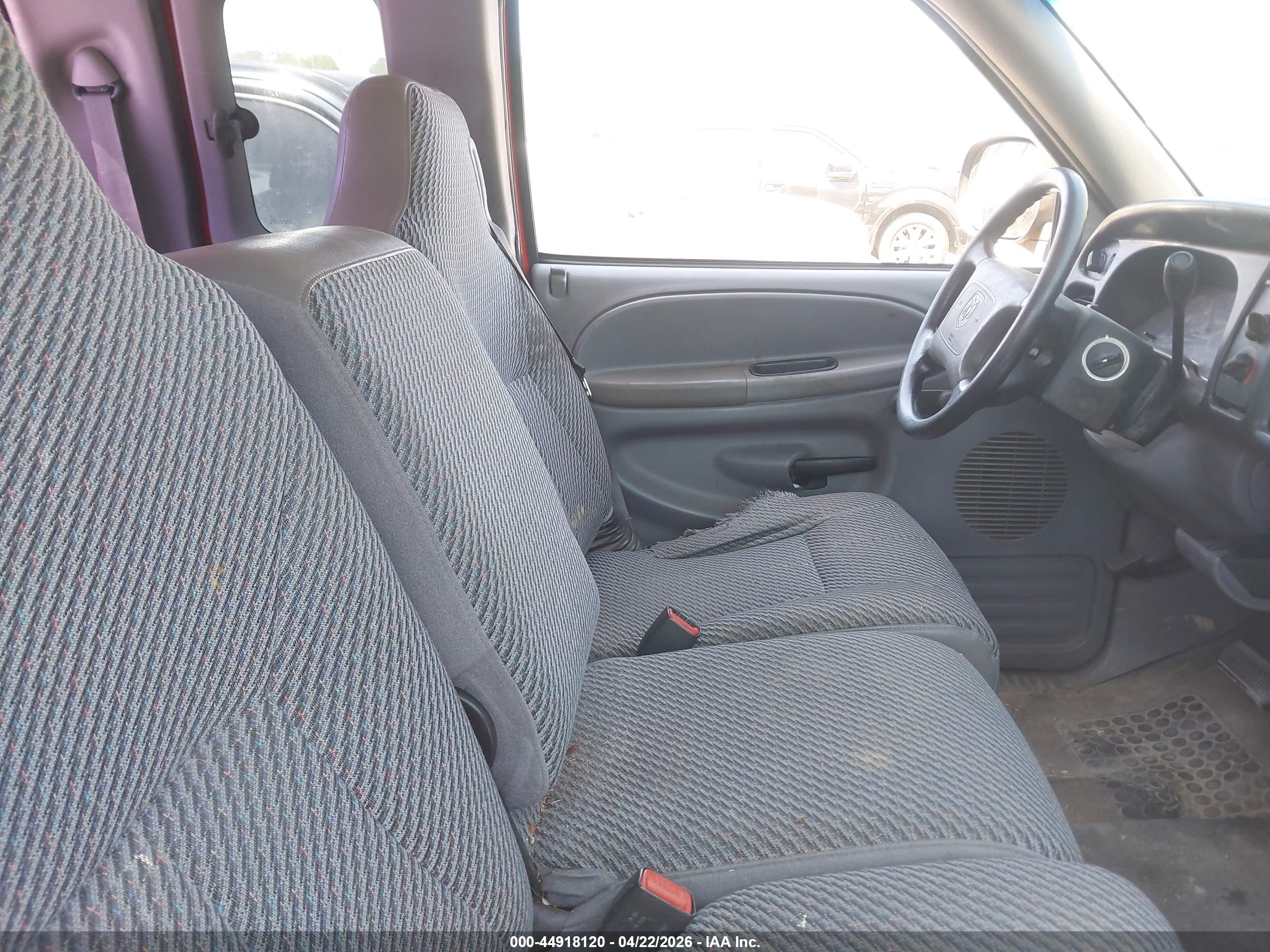 DODGE RAM image 5