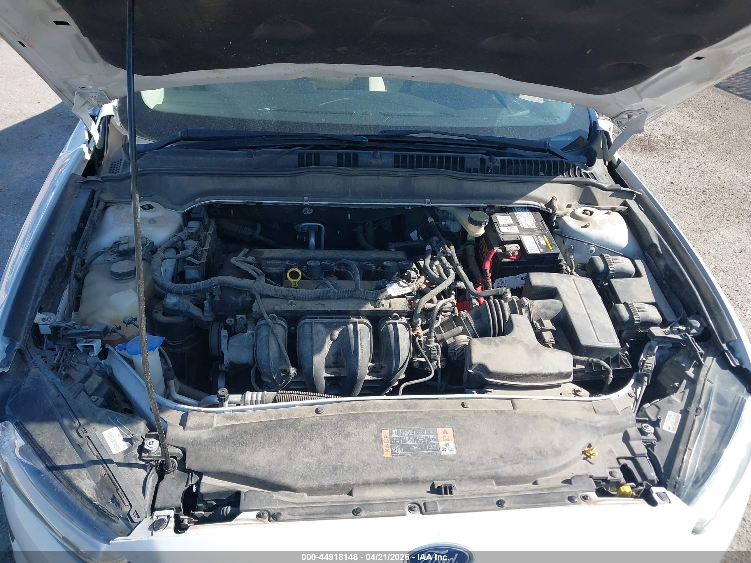 FORD FUSION image 10