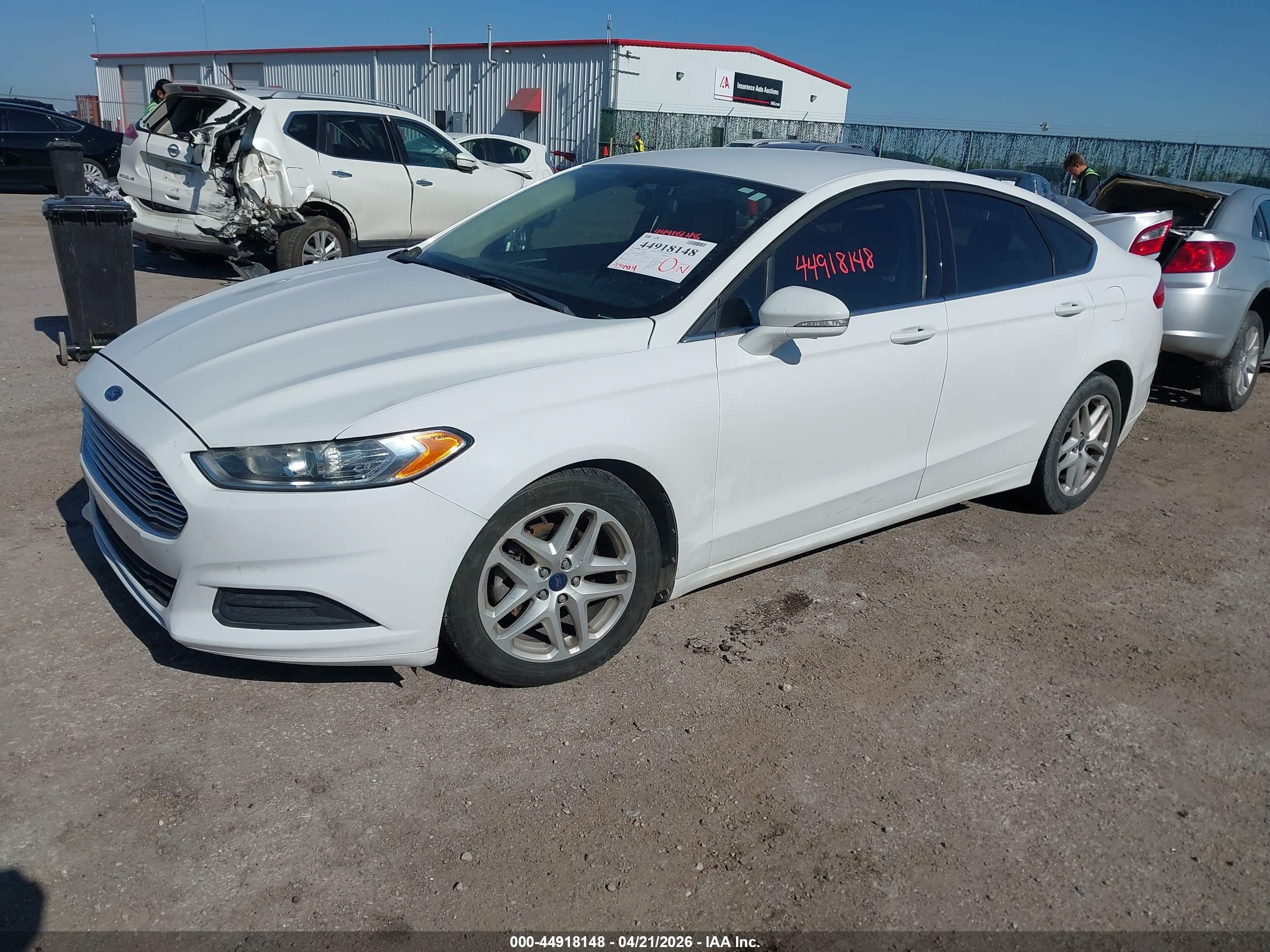 FORD FUSION image 2
