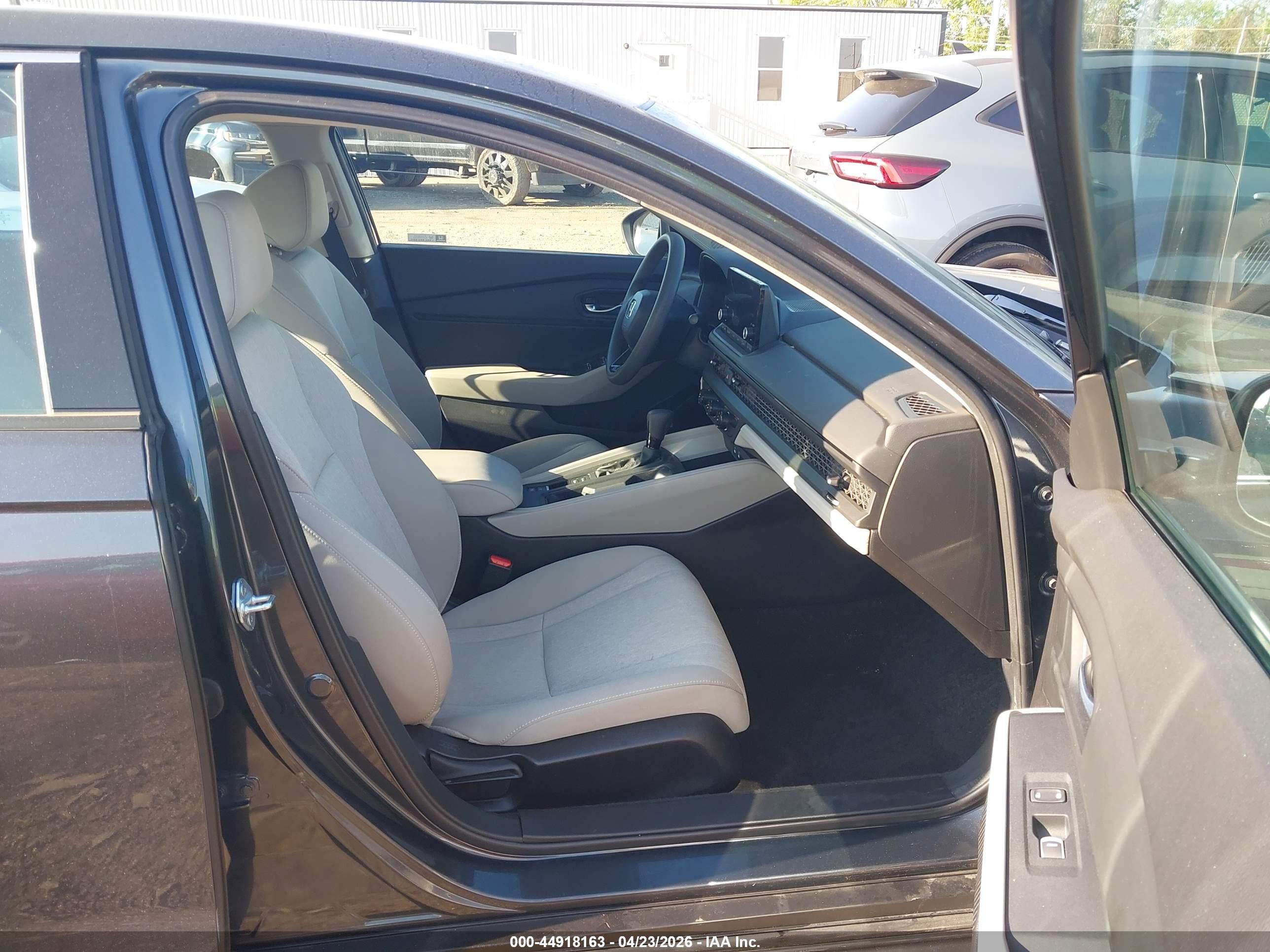 HONDA ACCORD image 5