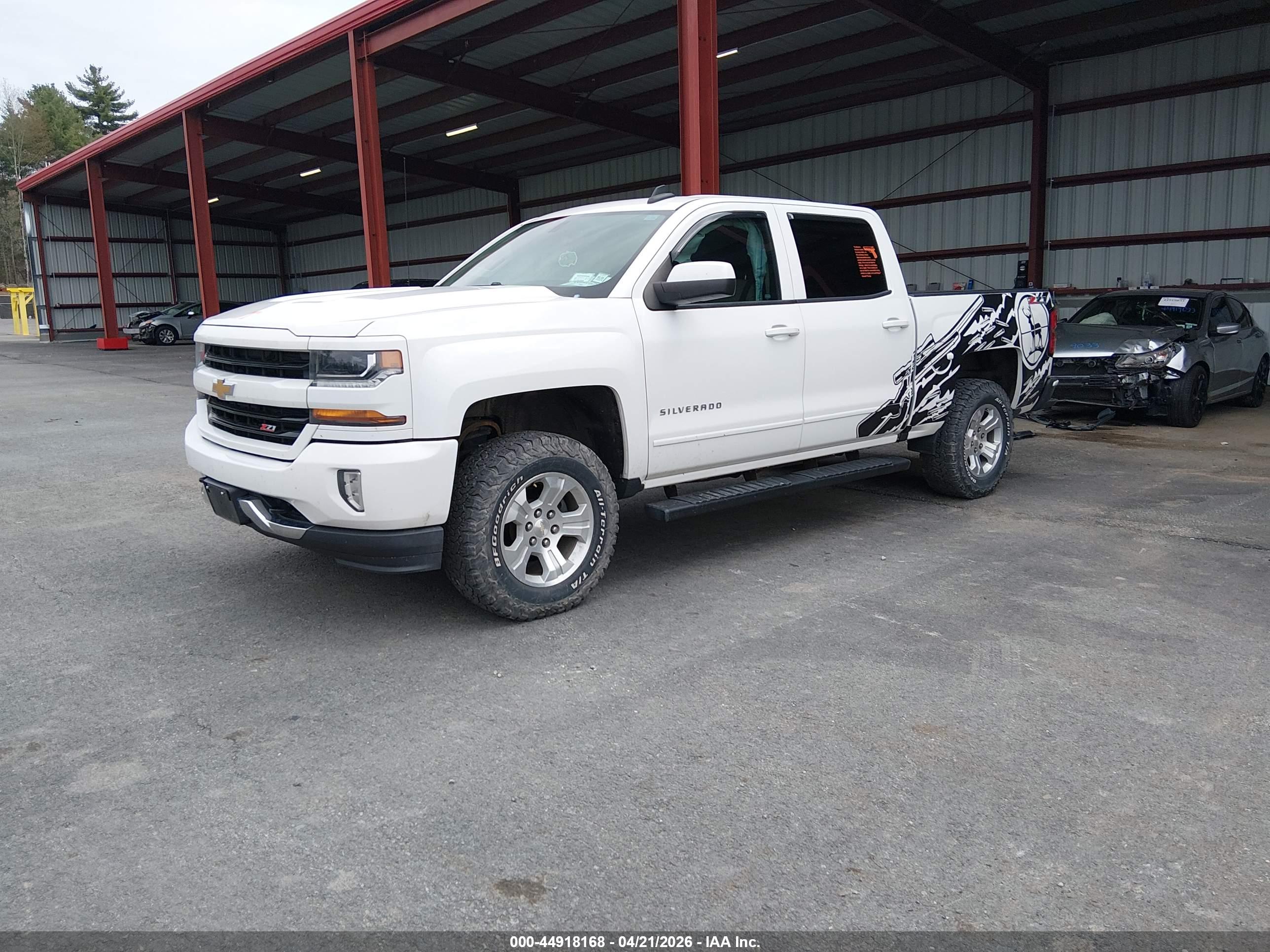 CHEVROLET SILVERADO image 2