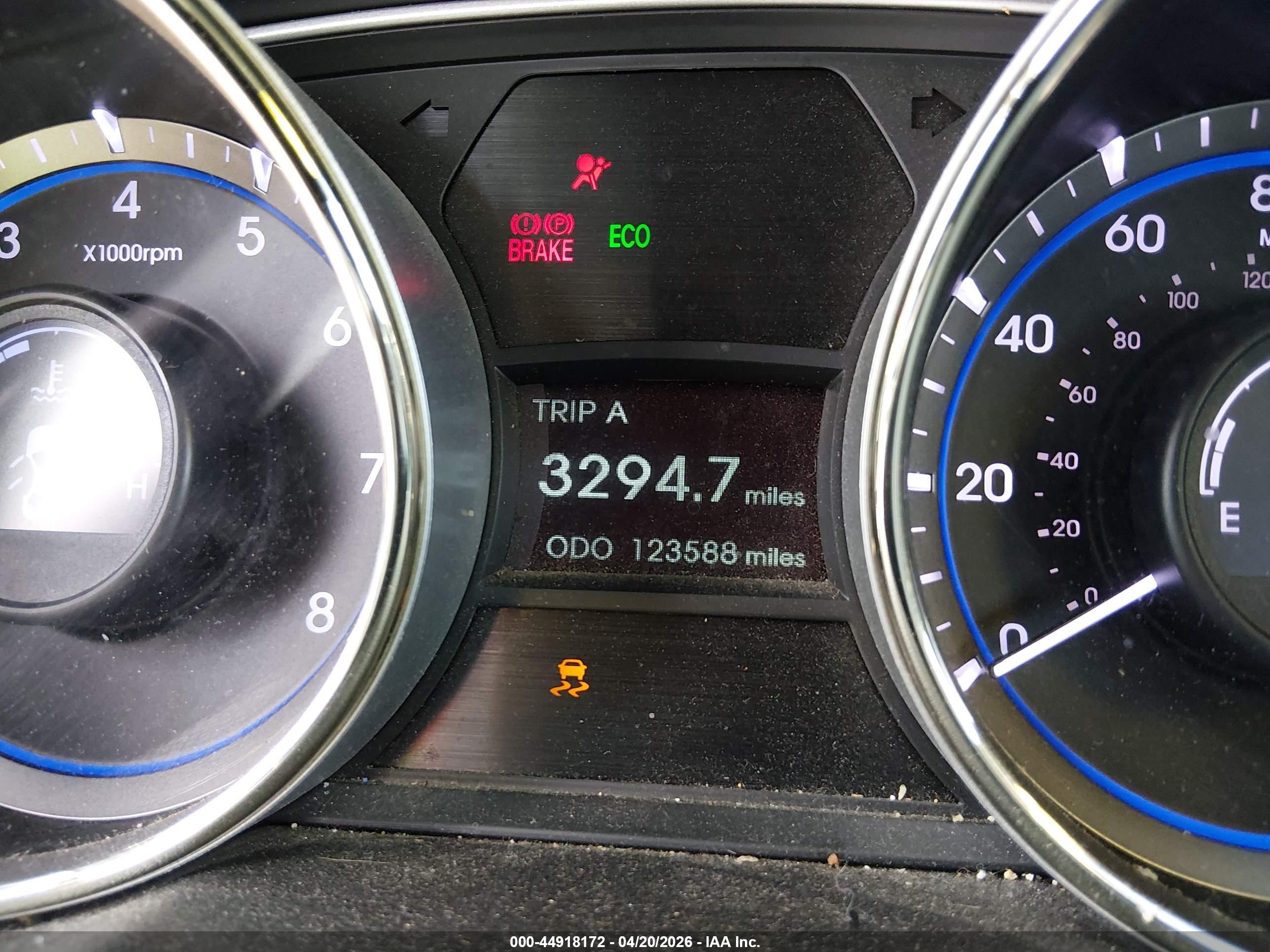 HYUNDAI SONATA image 7