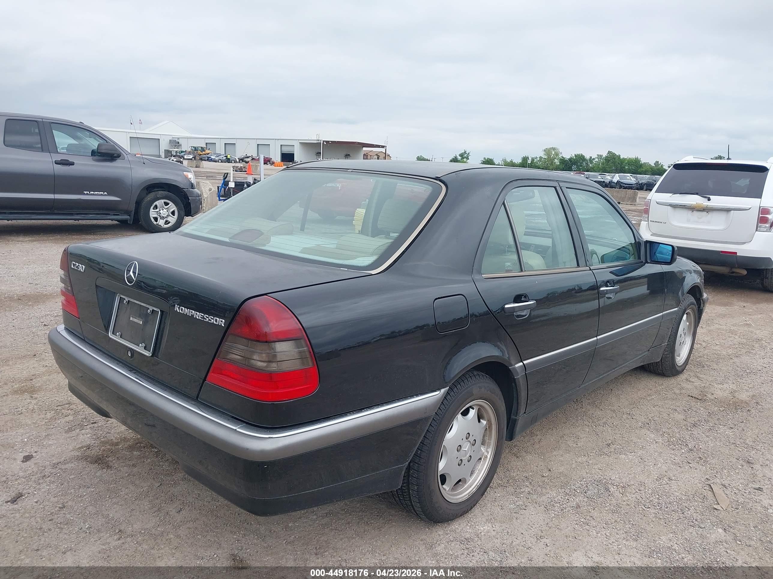 MERCEDES-BENZ C image 4