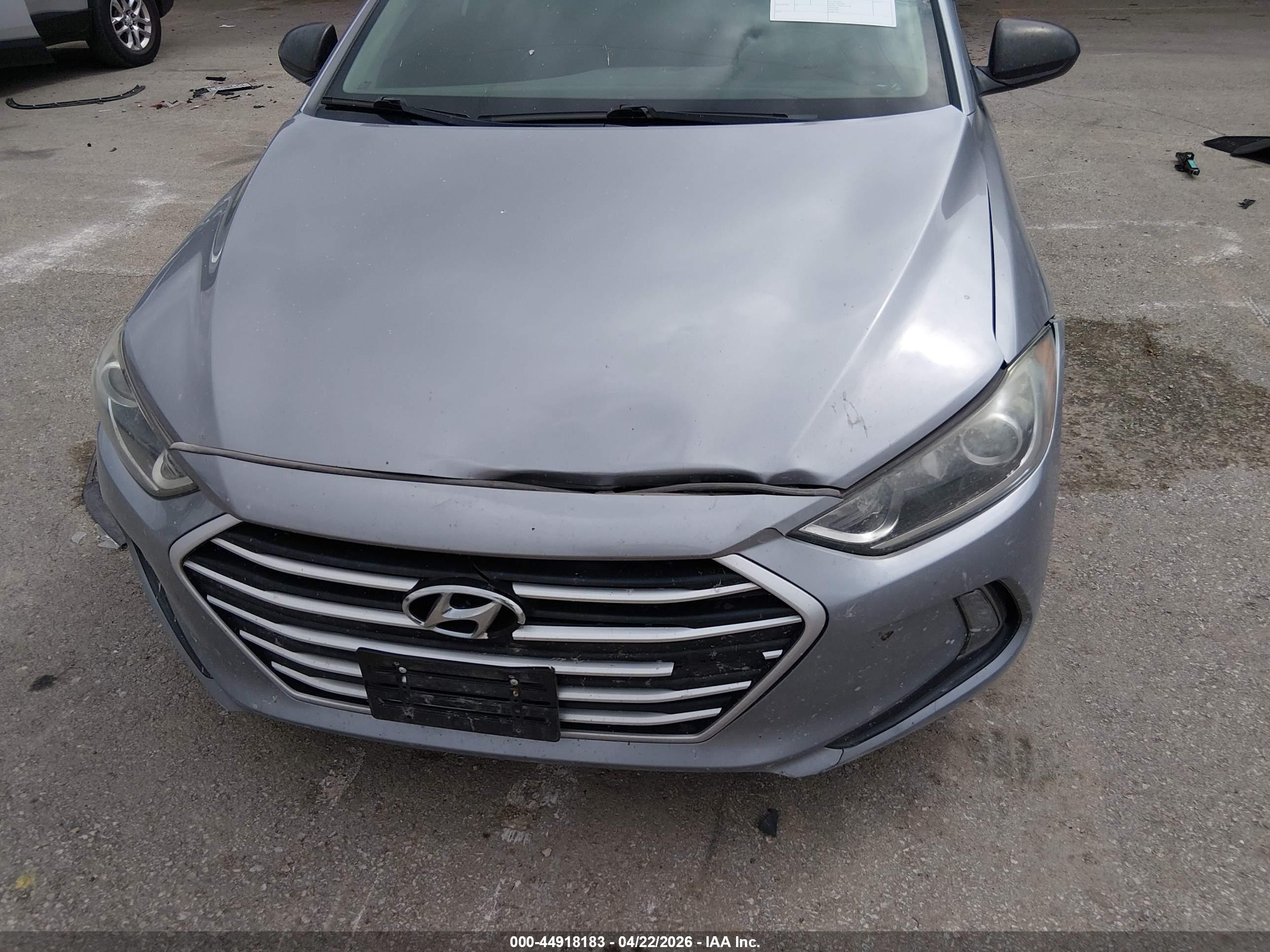 HYUNDAI ELANTRA image 6