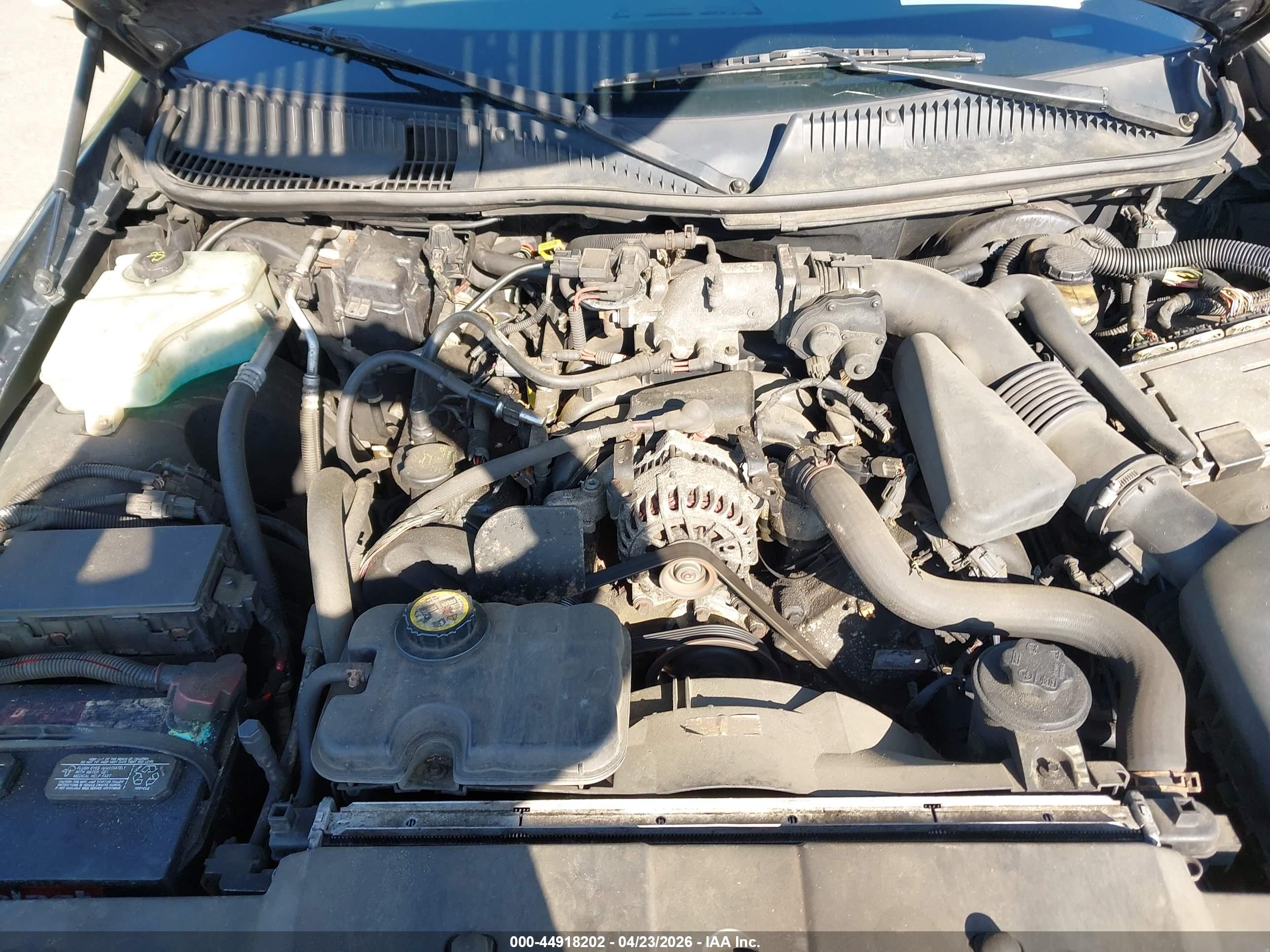 LINCOLN TOWN image 10