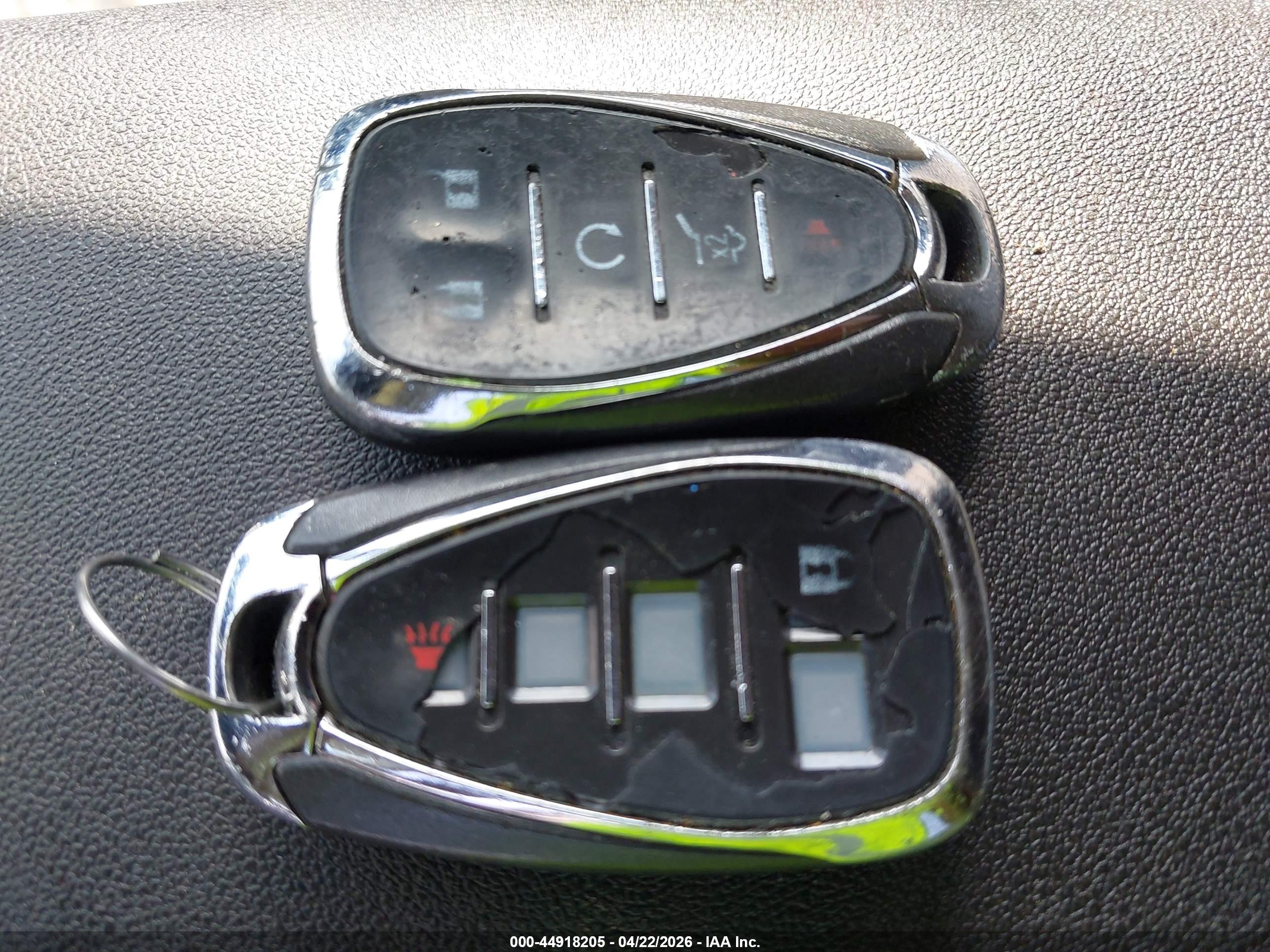 CHEVROLET EQUINOX image 11