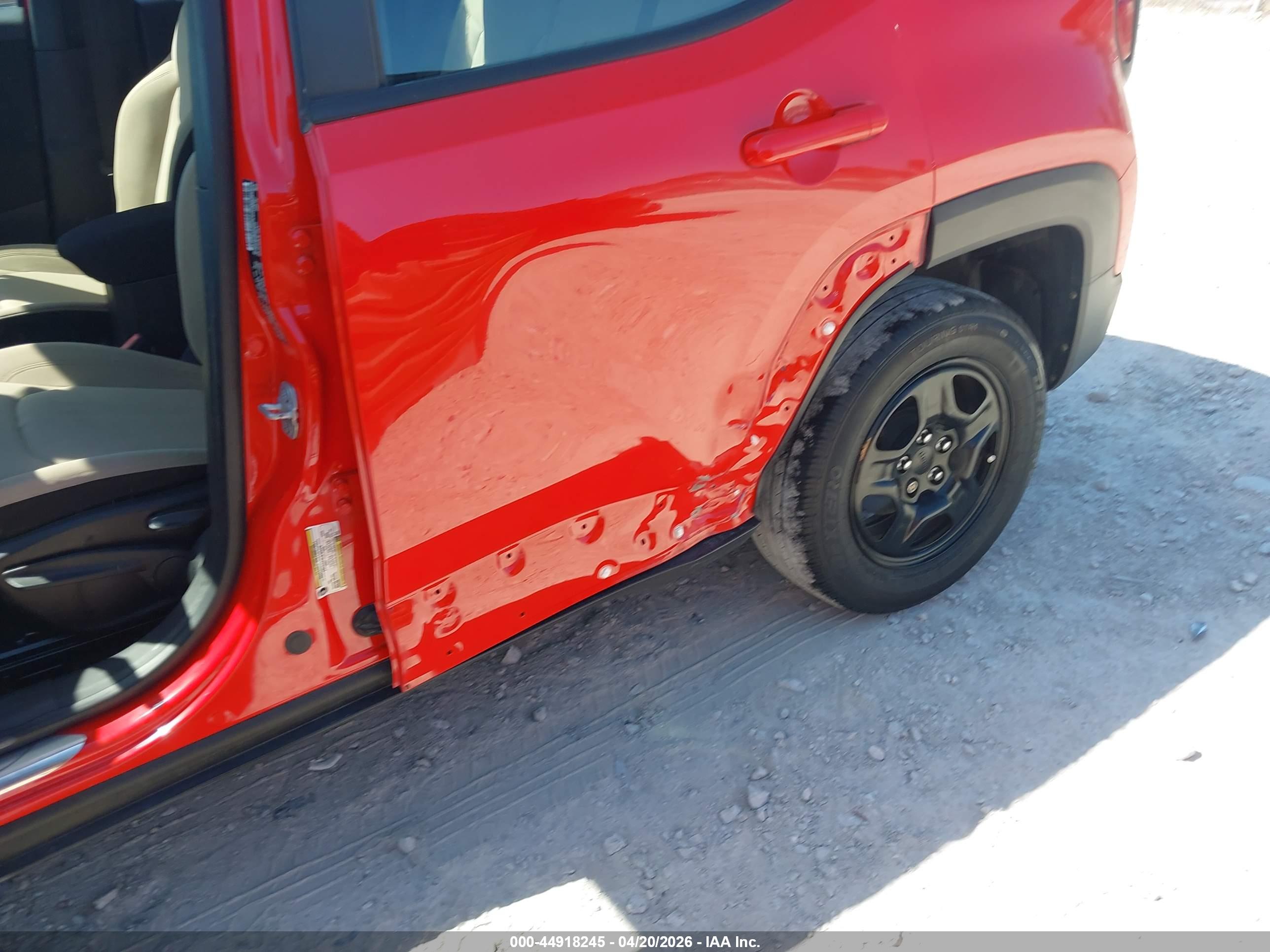 JEEP RENEGADE image 6