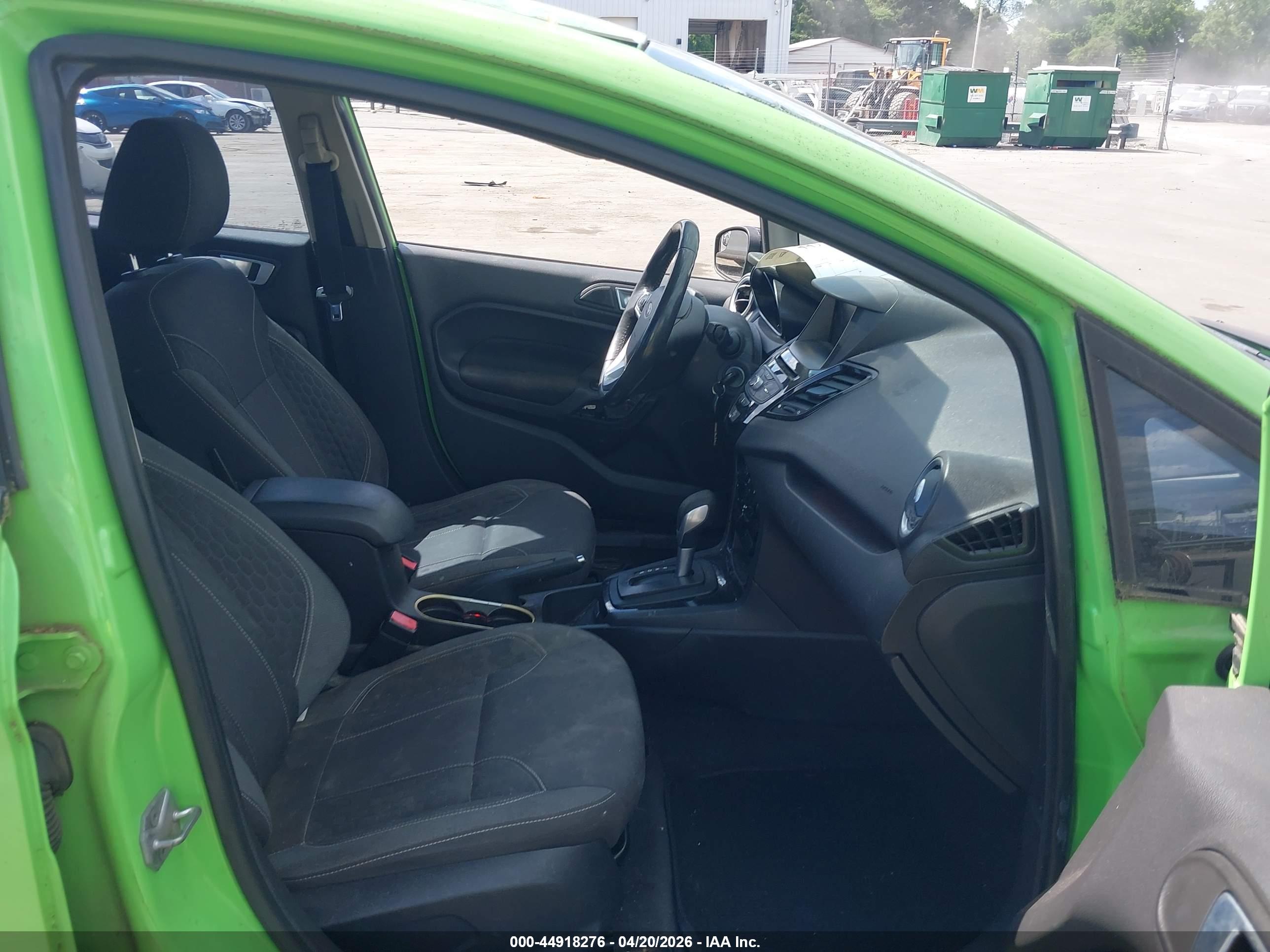 FORD FIESTA image 5