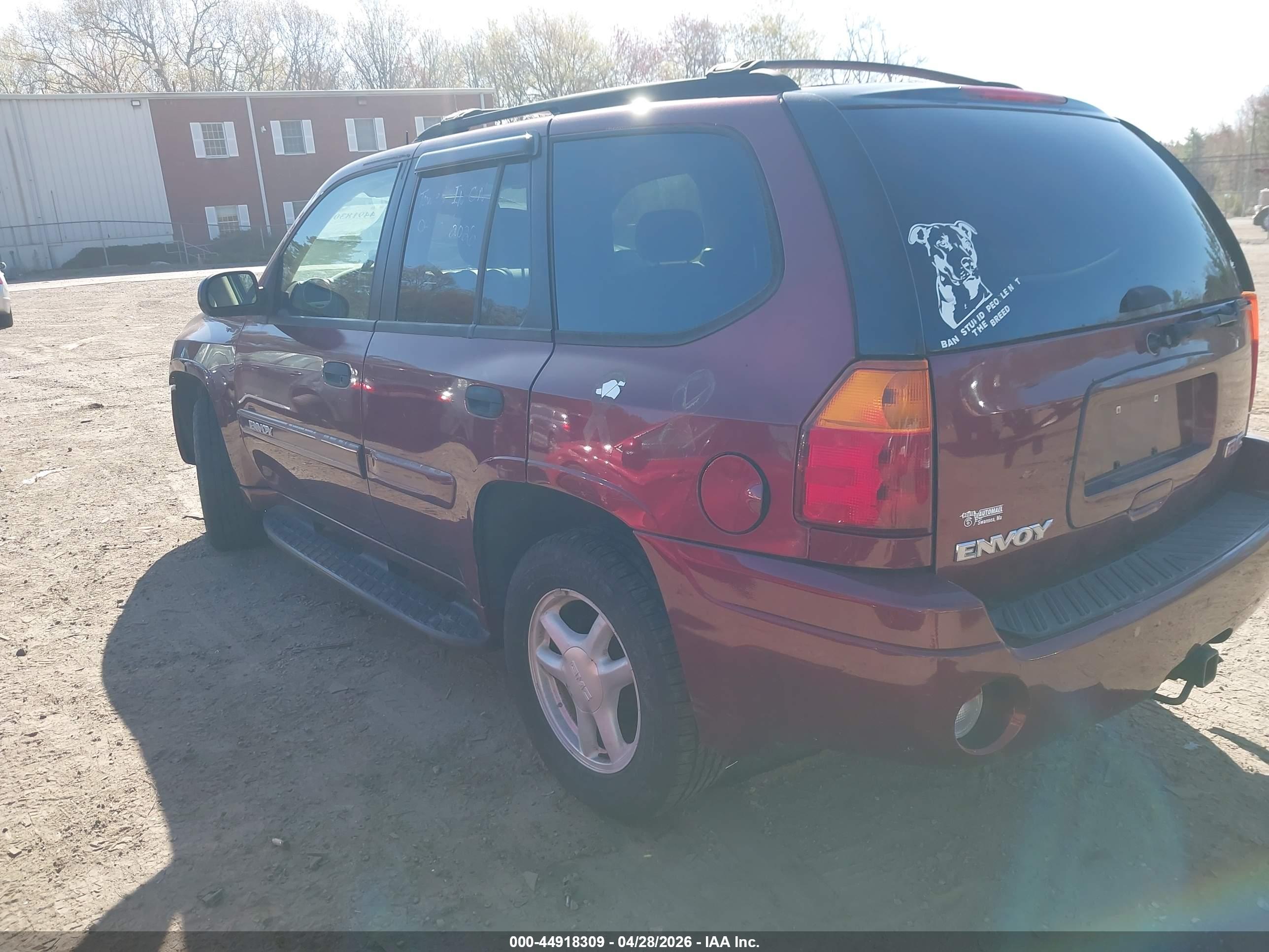 GMC ENVOY image 3