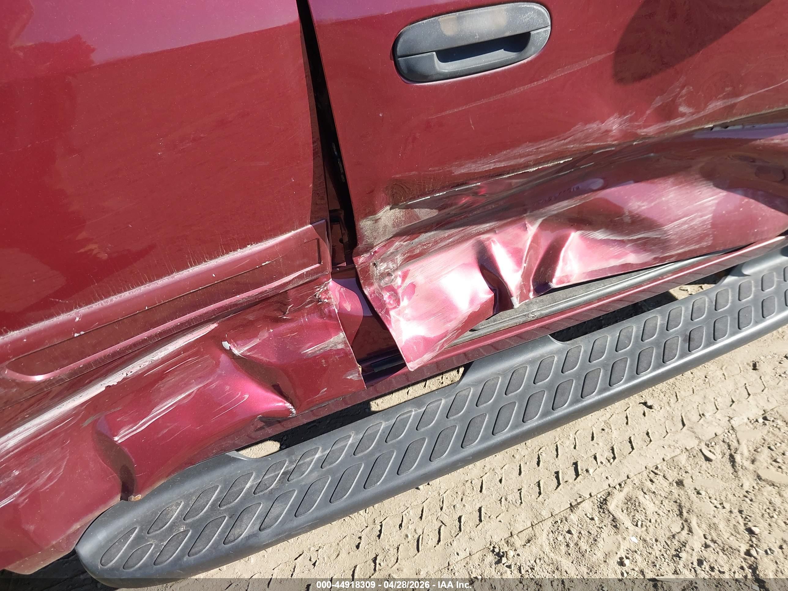 GMC ENVOY image 6