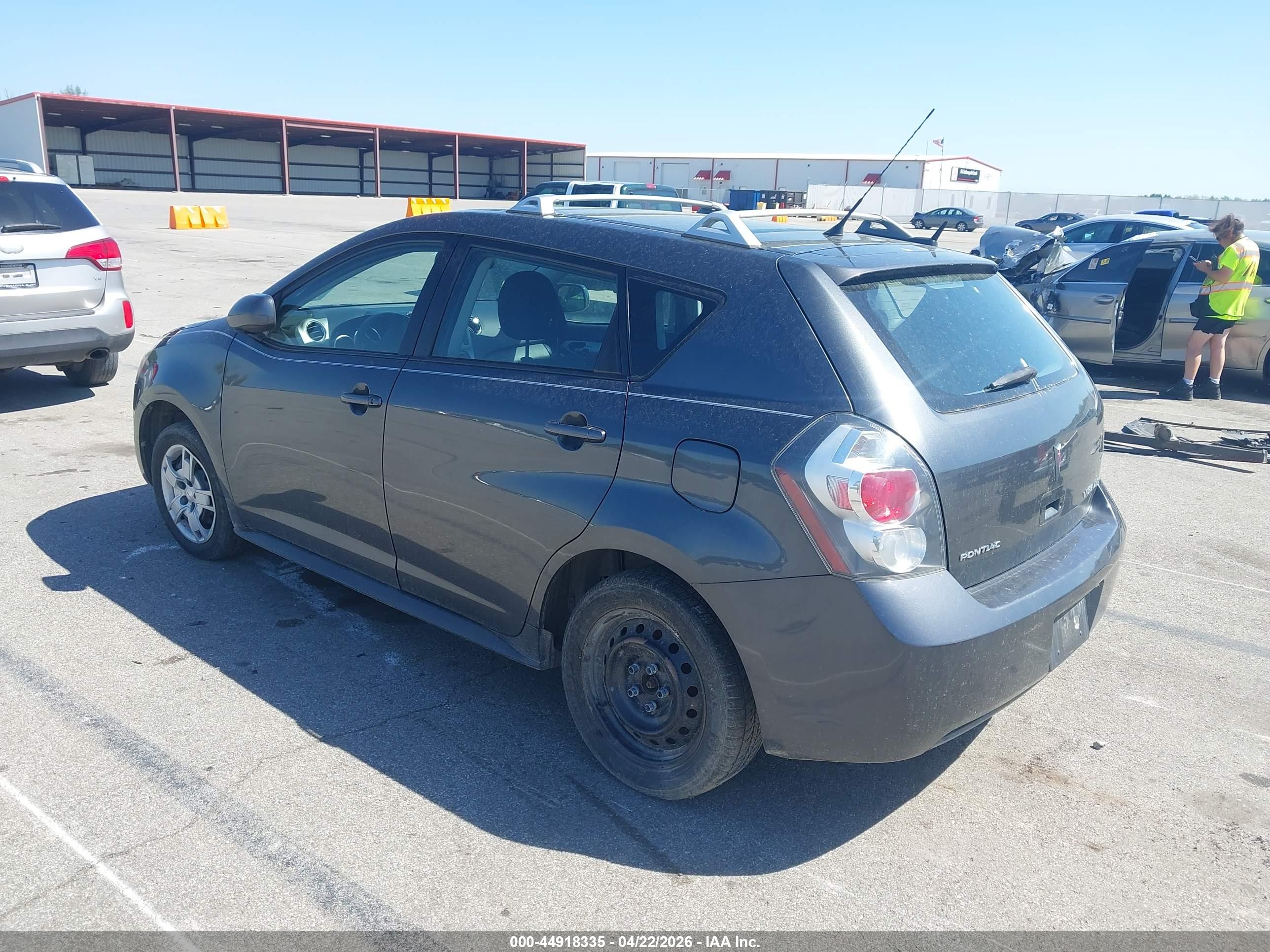 PONTIAC VIBE image 3