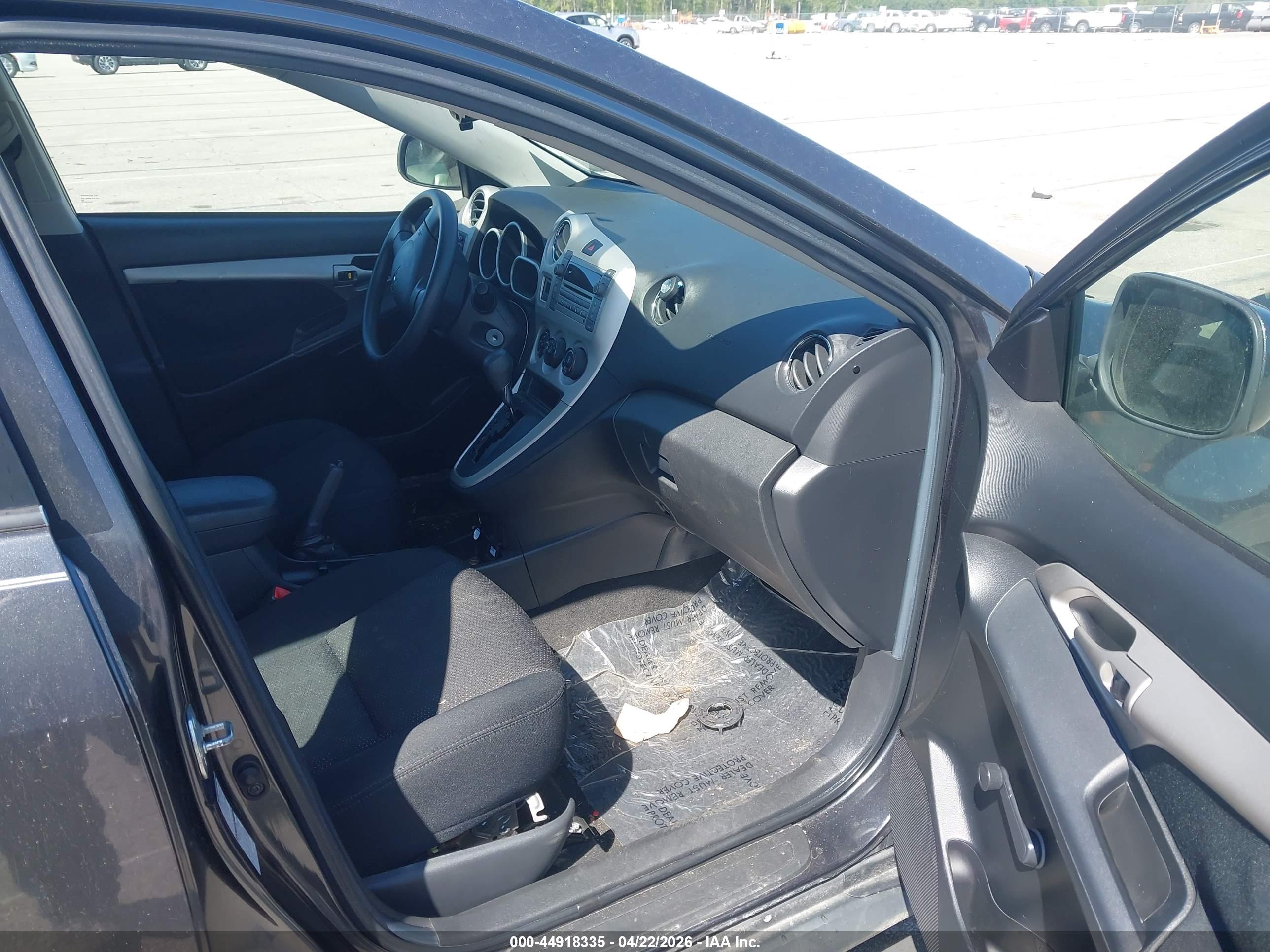 PONTIAC VIBE image 5