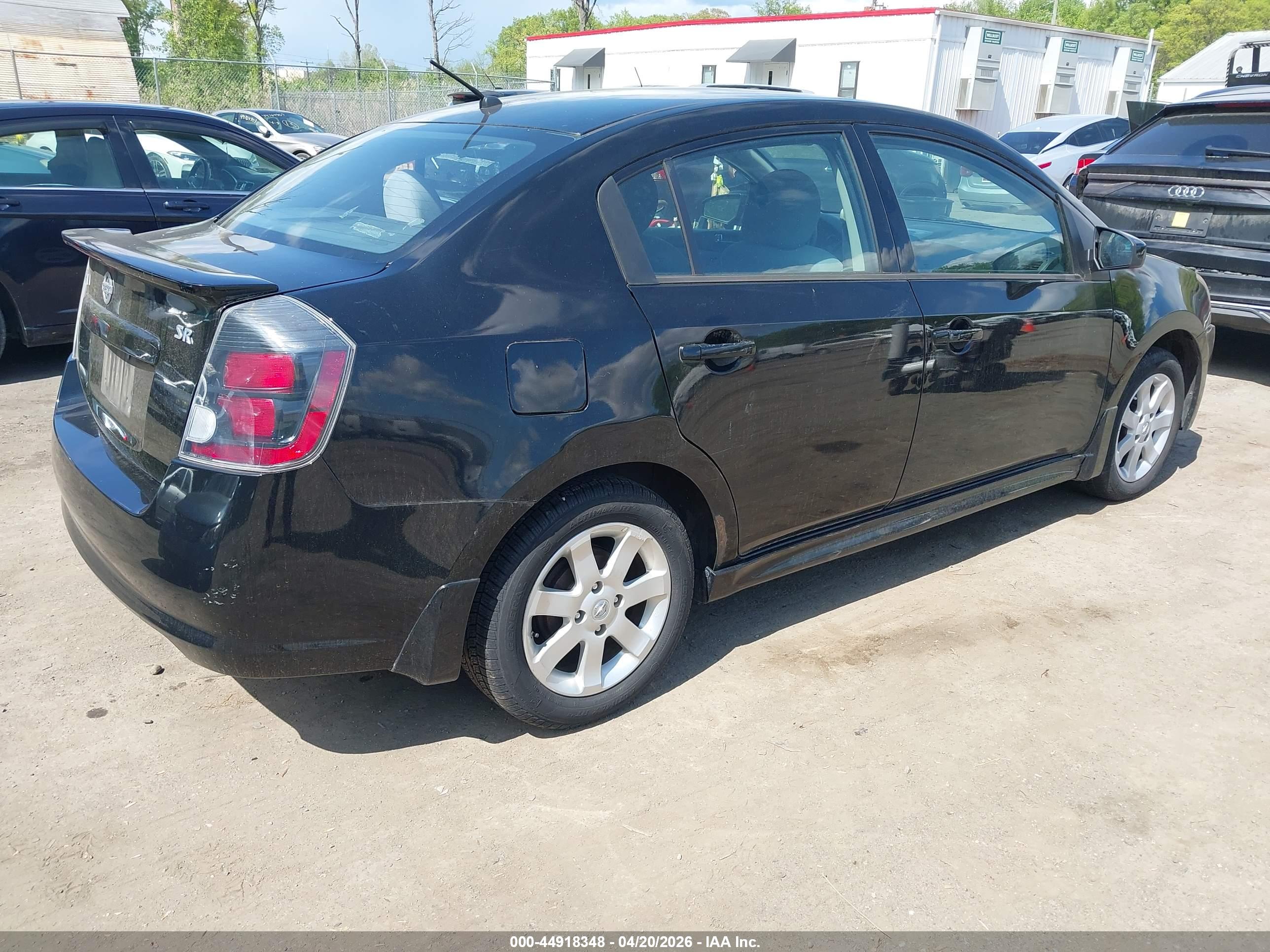 NISSAN SENTRA image 4