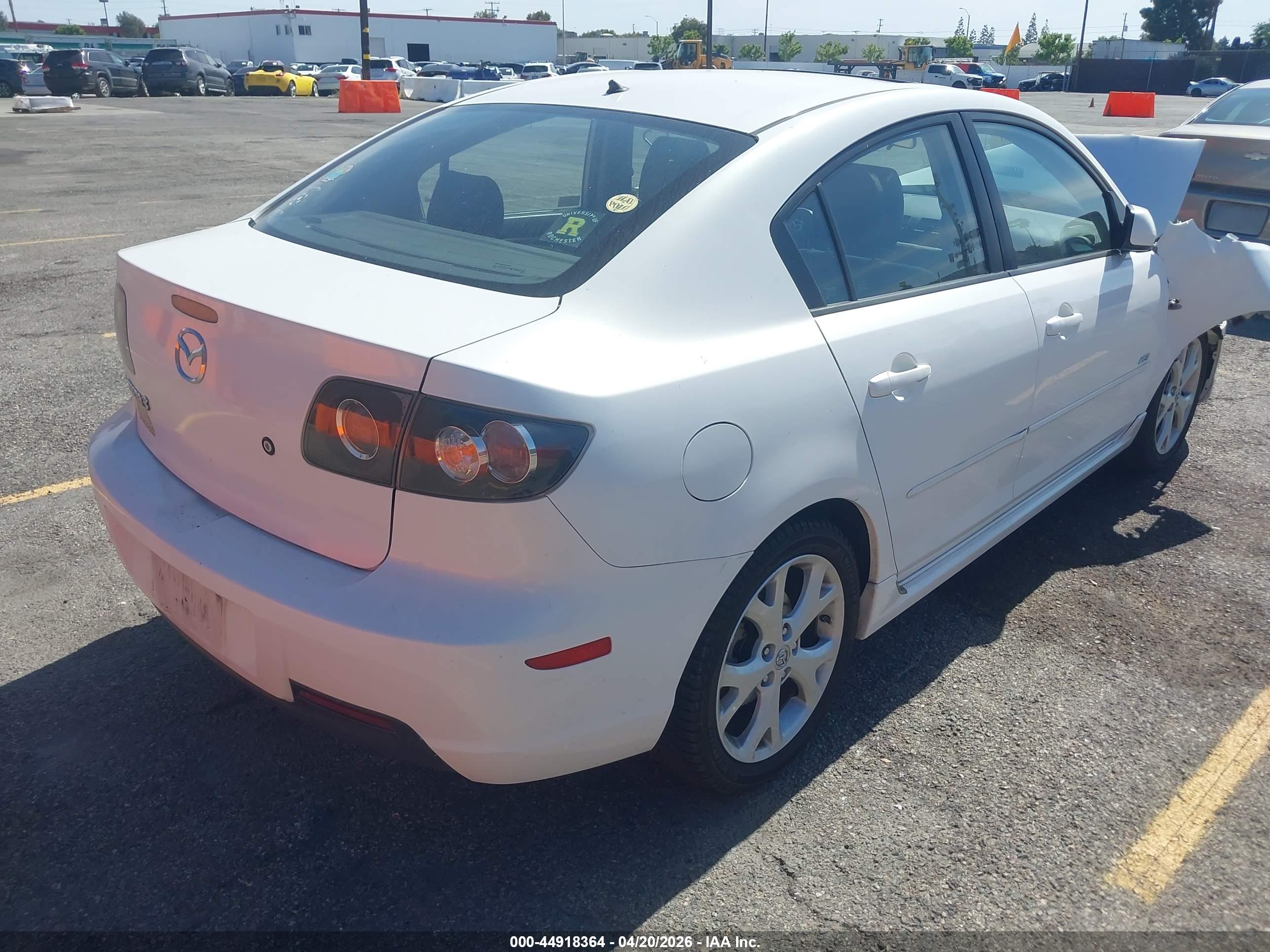 MAZDA MAZDA3 image 4