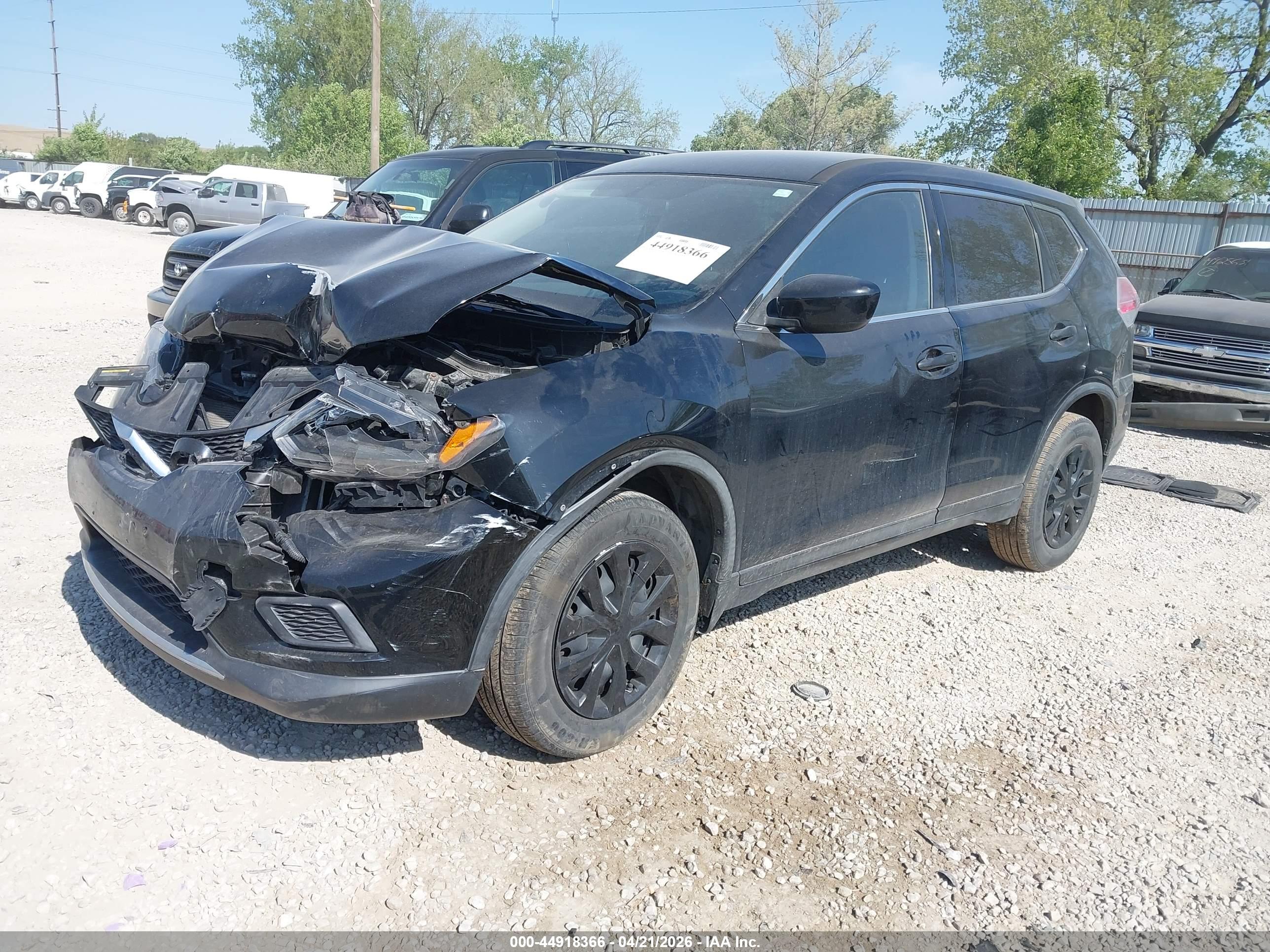 NISSAN ROGUE image 2