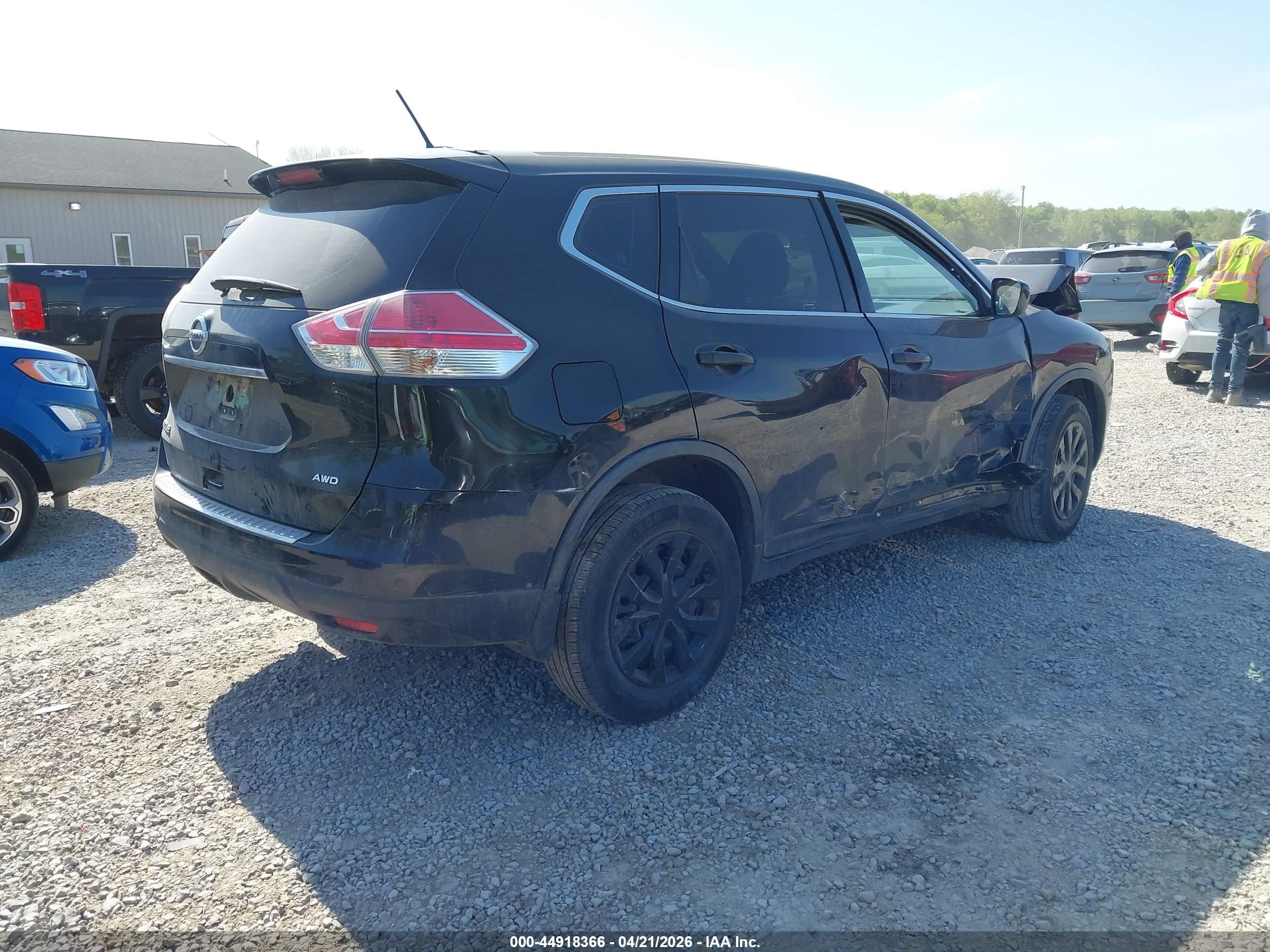 NISSAN ROGUE image 4