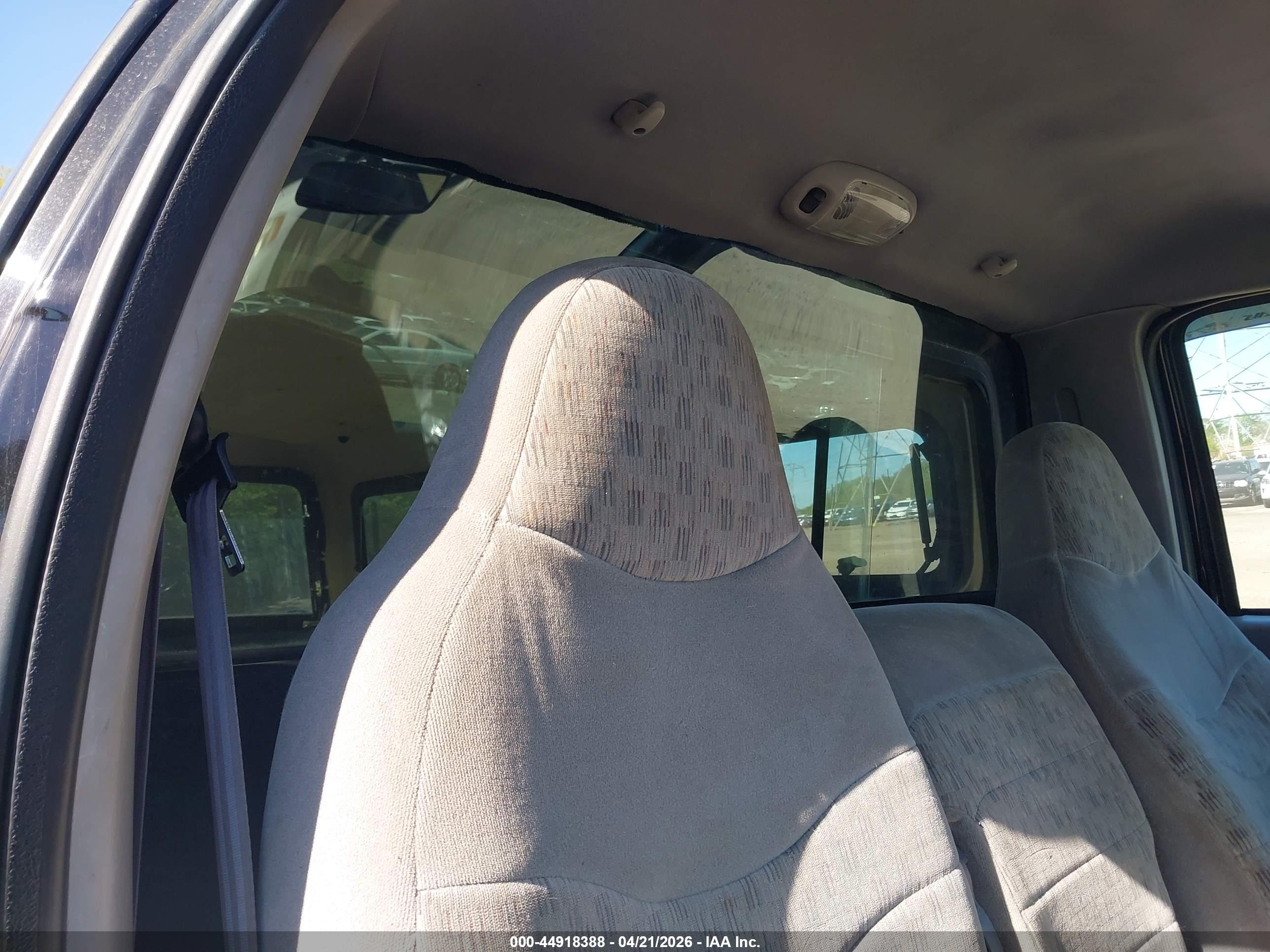FORD F-250 image 8