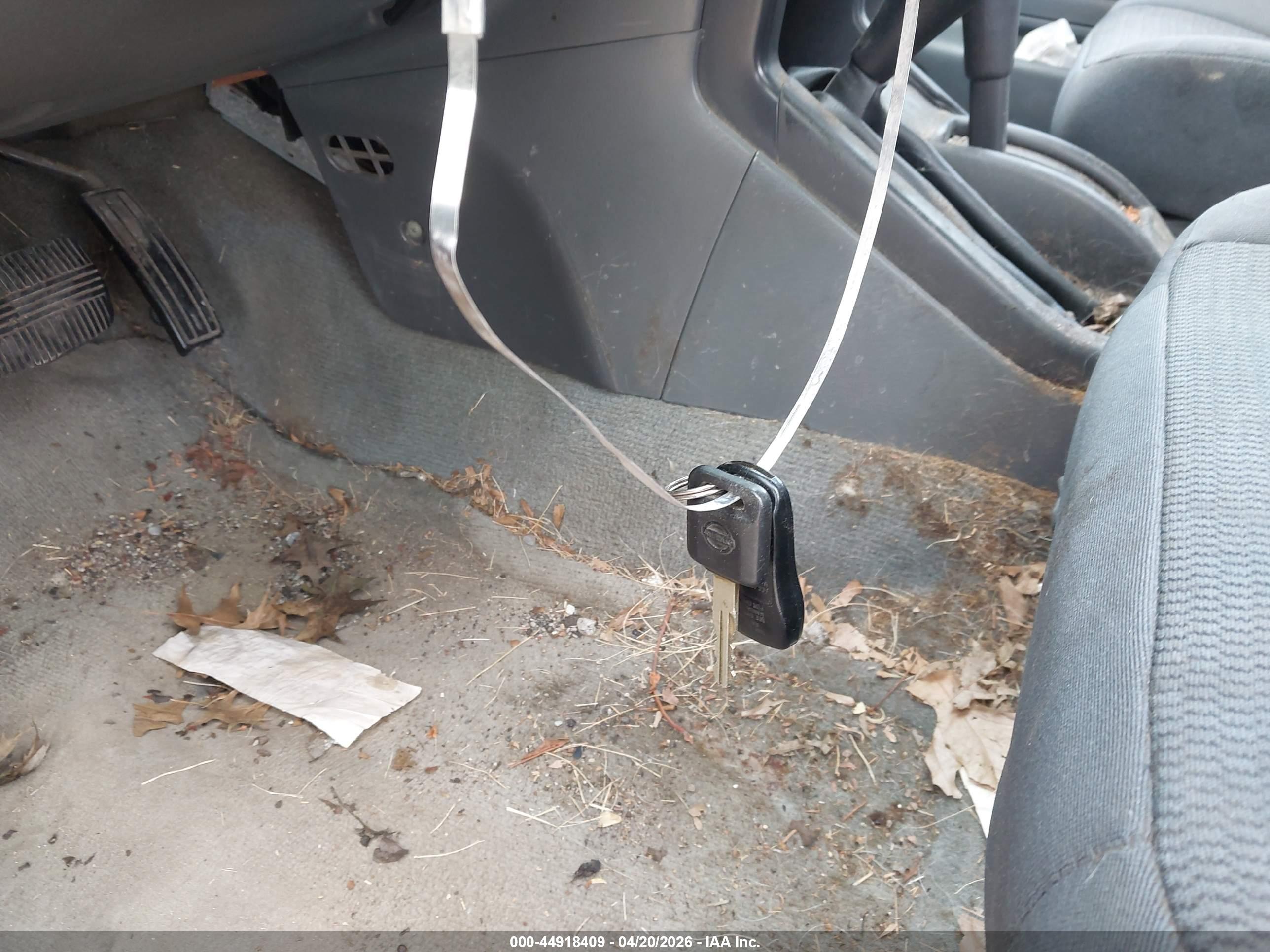 NISSAN FRONTIER image 11