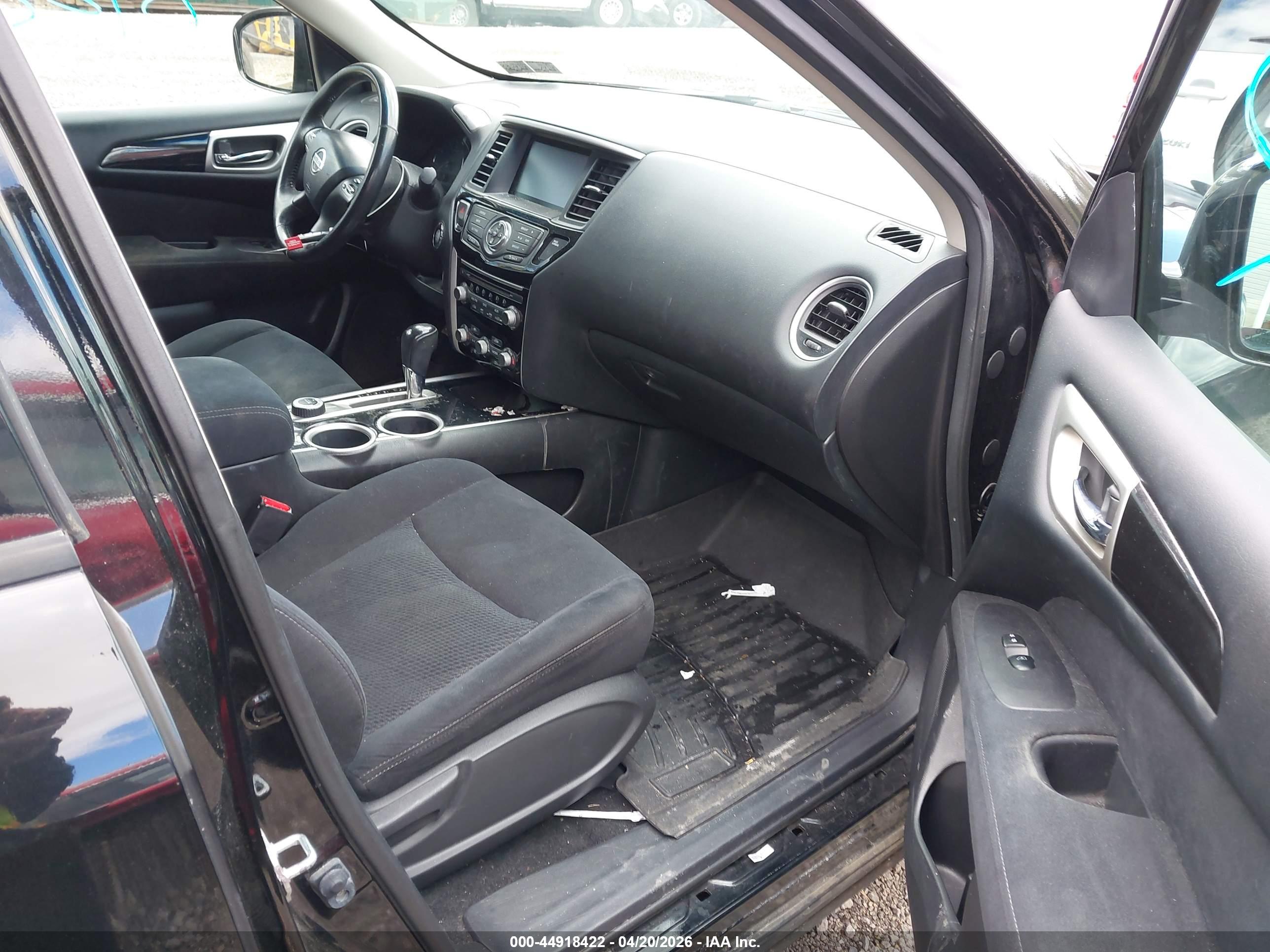 NISSAN PATHFINDER image 5